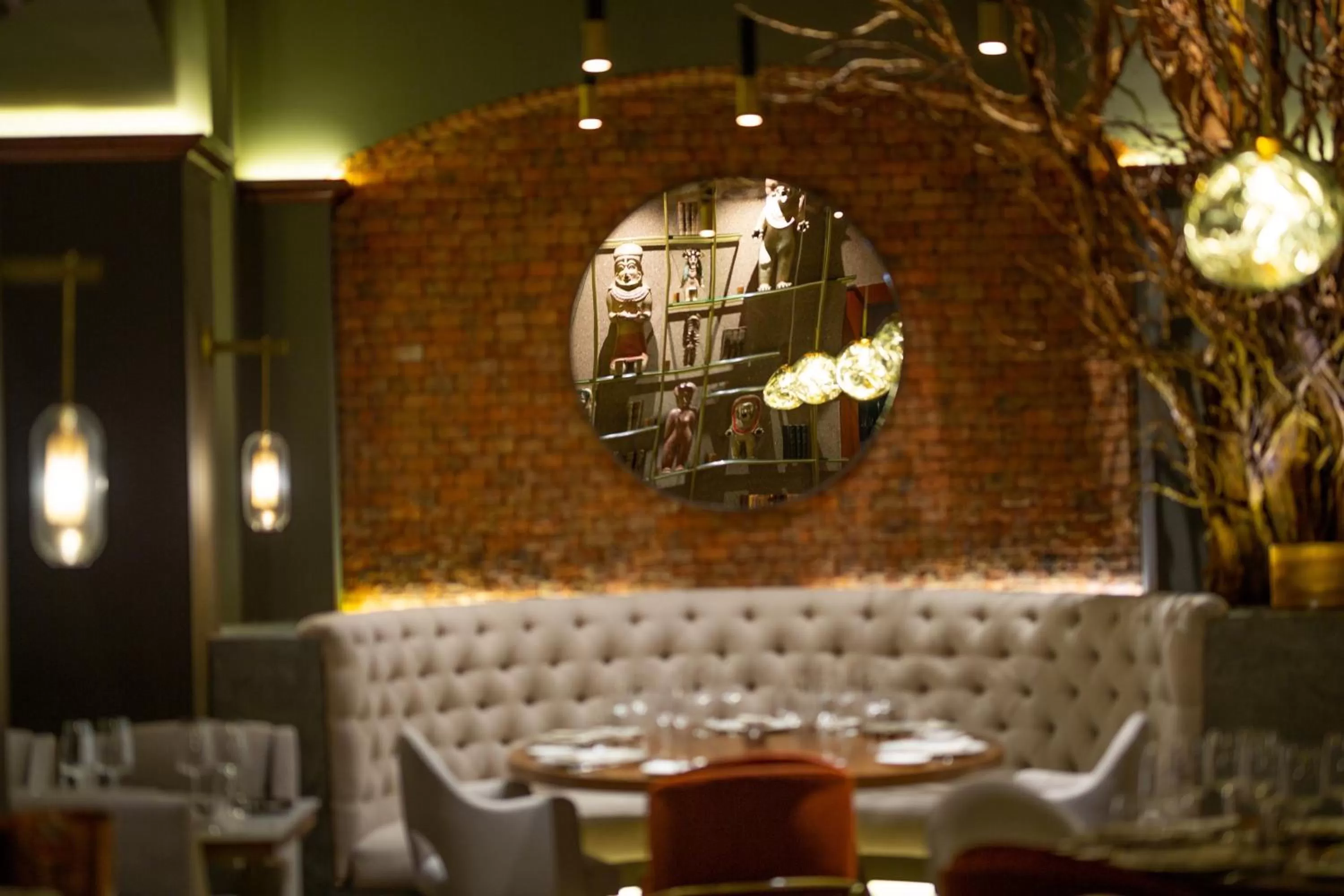 Restaurant/places to eat in JW Marriott Quito