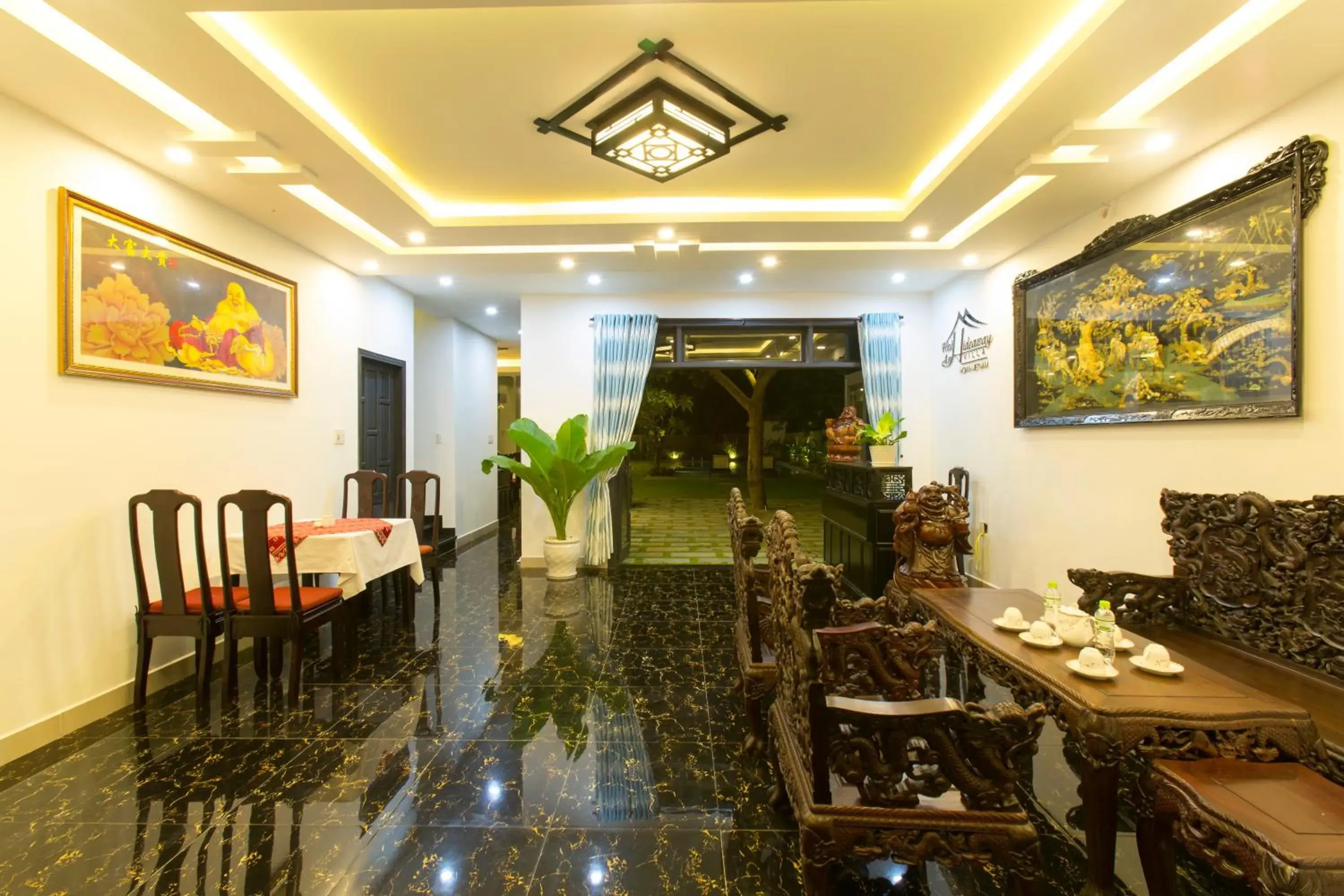 Communal lounge/ TV room, Restaurant/Places to Eat in Hoi An Hideaway