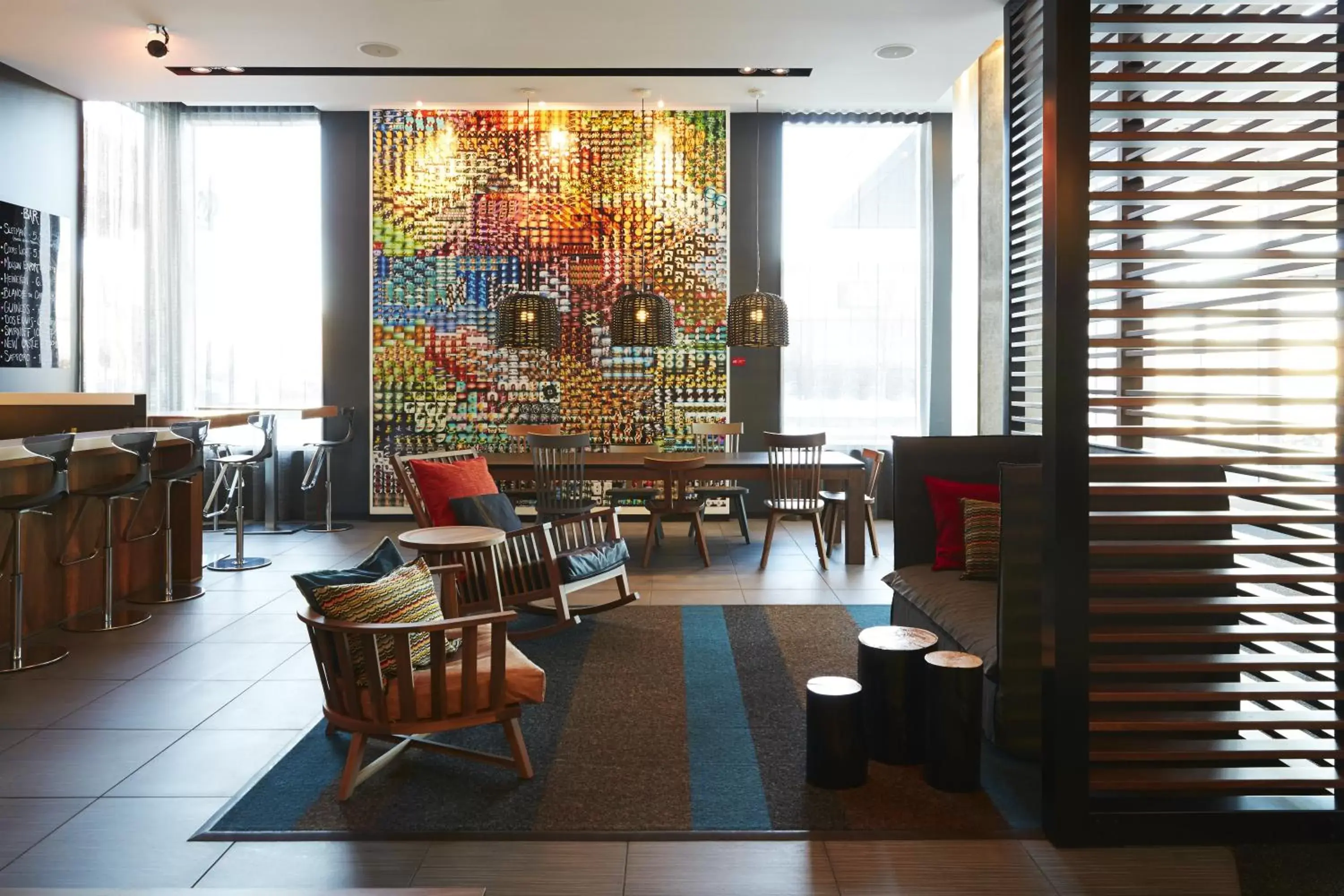 Lounge or bar, Restaurant/Places to Eat in Hôtel Alt Quartier DIX30
