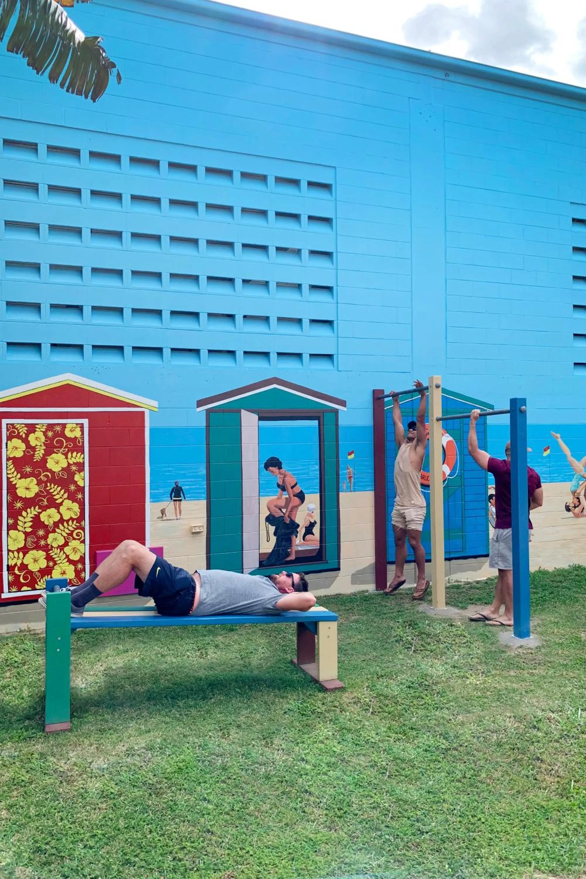 Activities in Airlie Beach Magnums - Adults Only