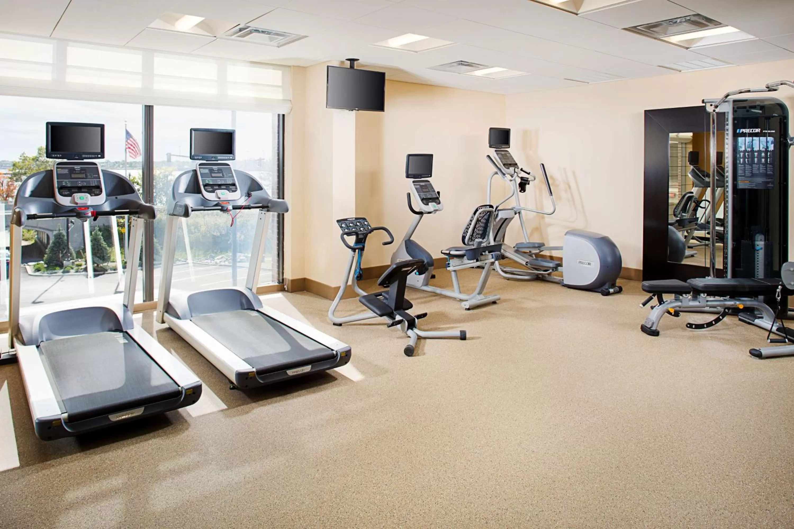 Fitness centre/facilities in Hilton Garden Inn Providence