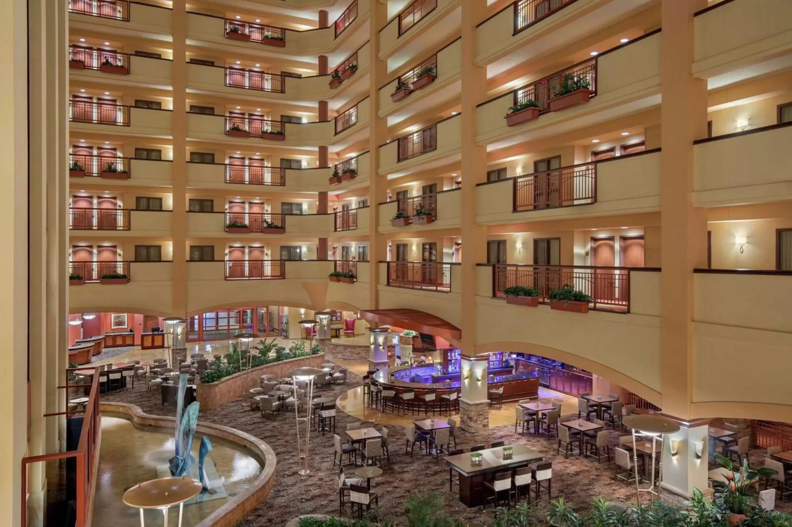 Lobby or reception, Restaurant/Places to Eat in Embassy Suites by Hilton San Marcos Hotel Conference Center