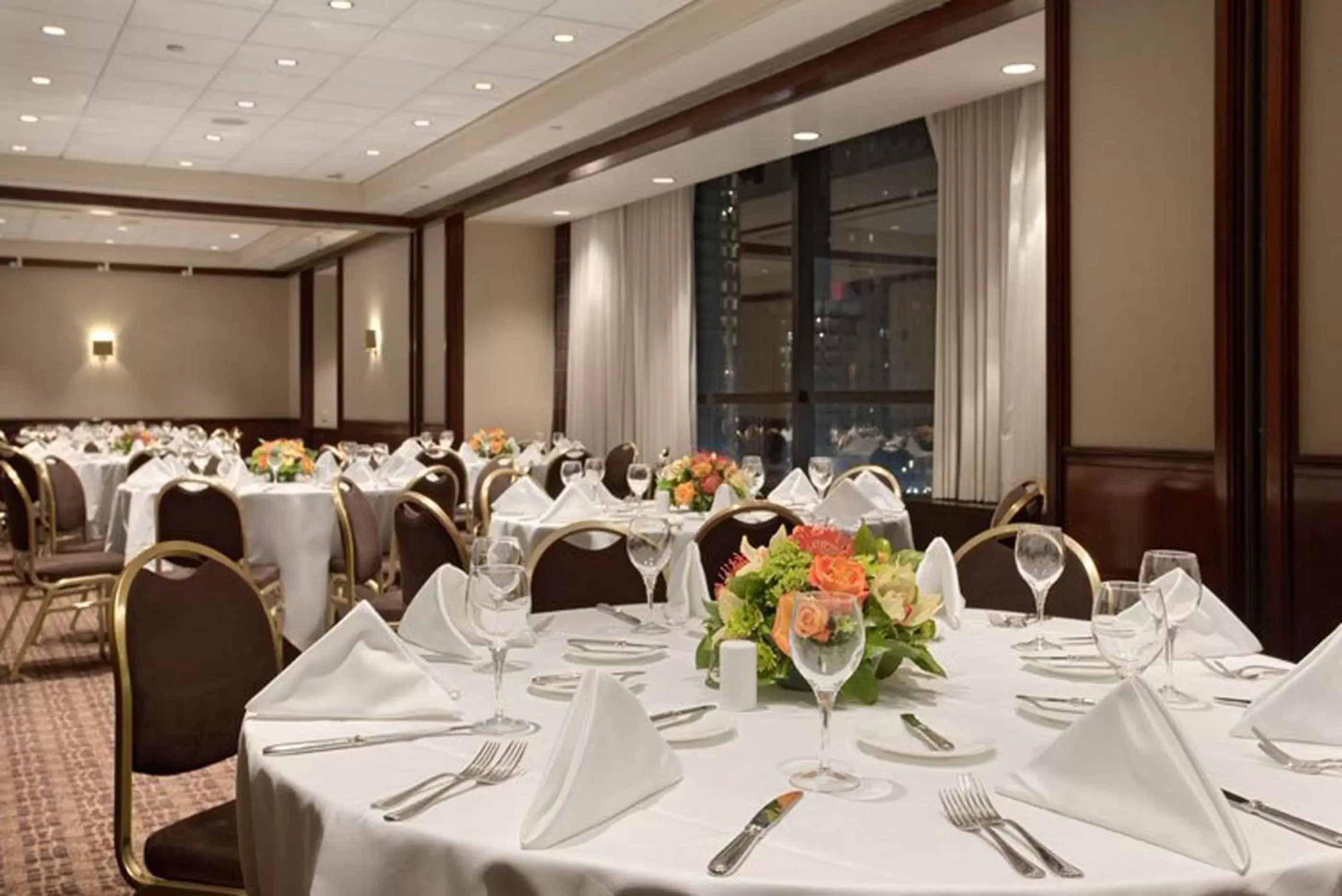 Banquet/Function facilities, Restaurant/Places to Eat in Millennium Downtown New York