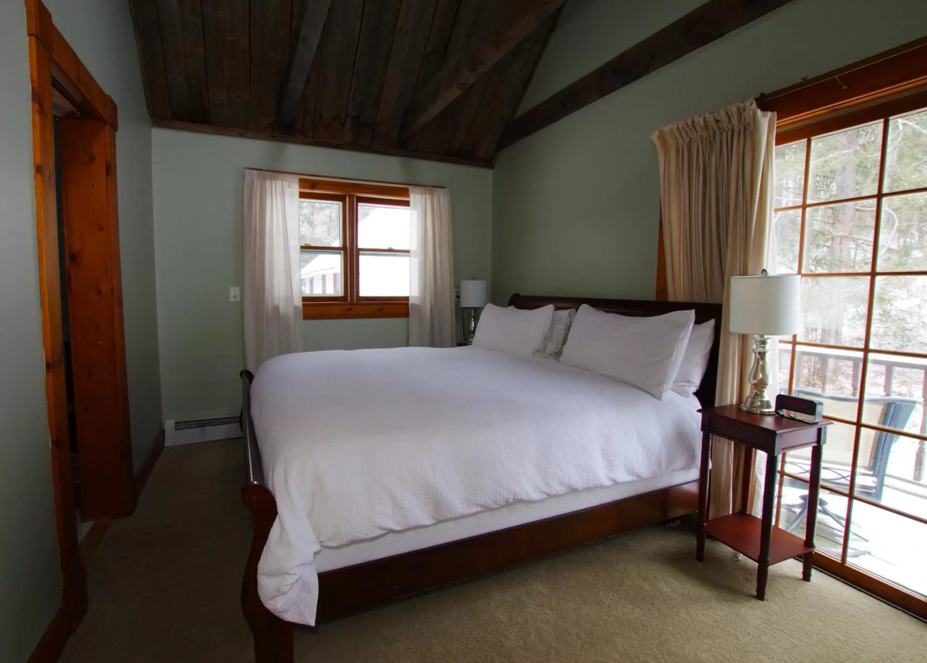Bedroom, Bed in The Wilmington Inn