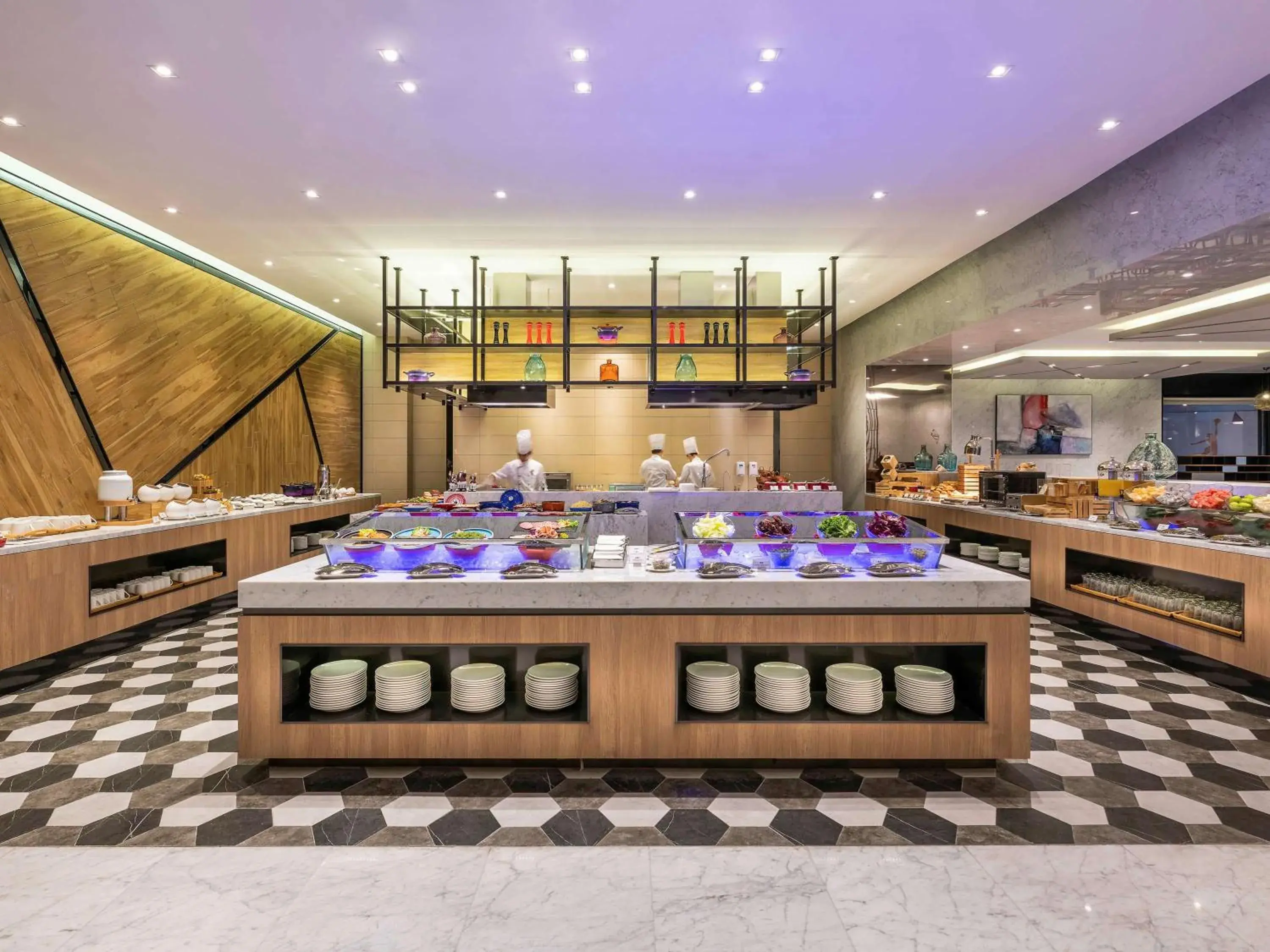 Restaurant/Places to Eat in Novotel Suites Shanghai Hongqiao