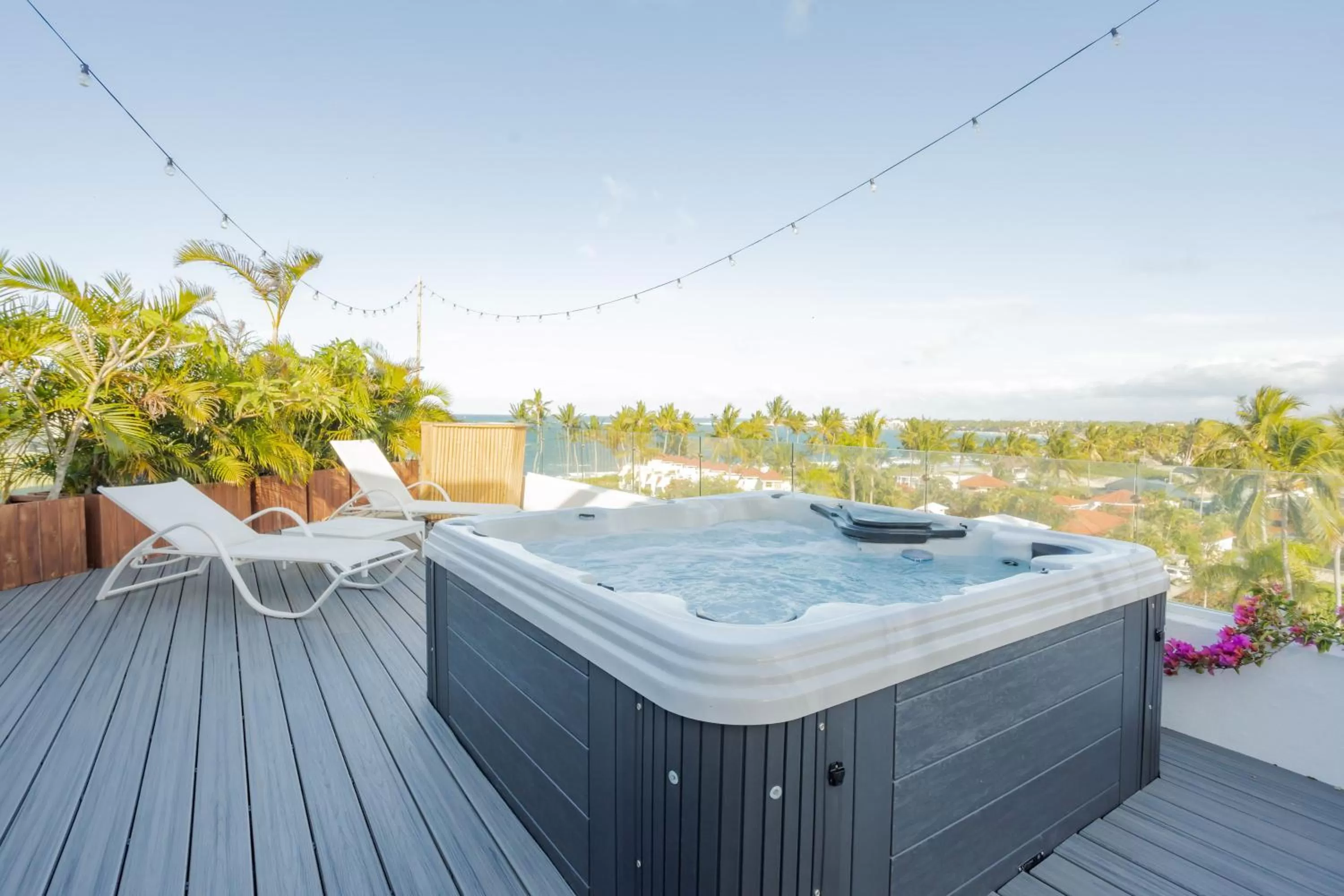 Ultravioleta Boutique Residences