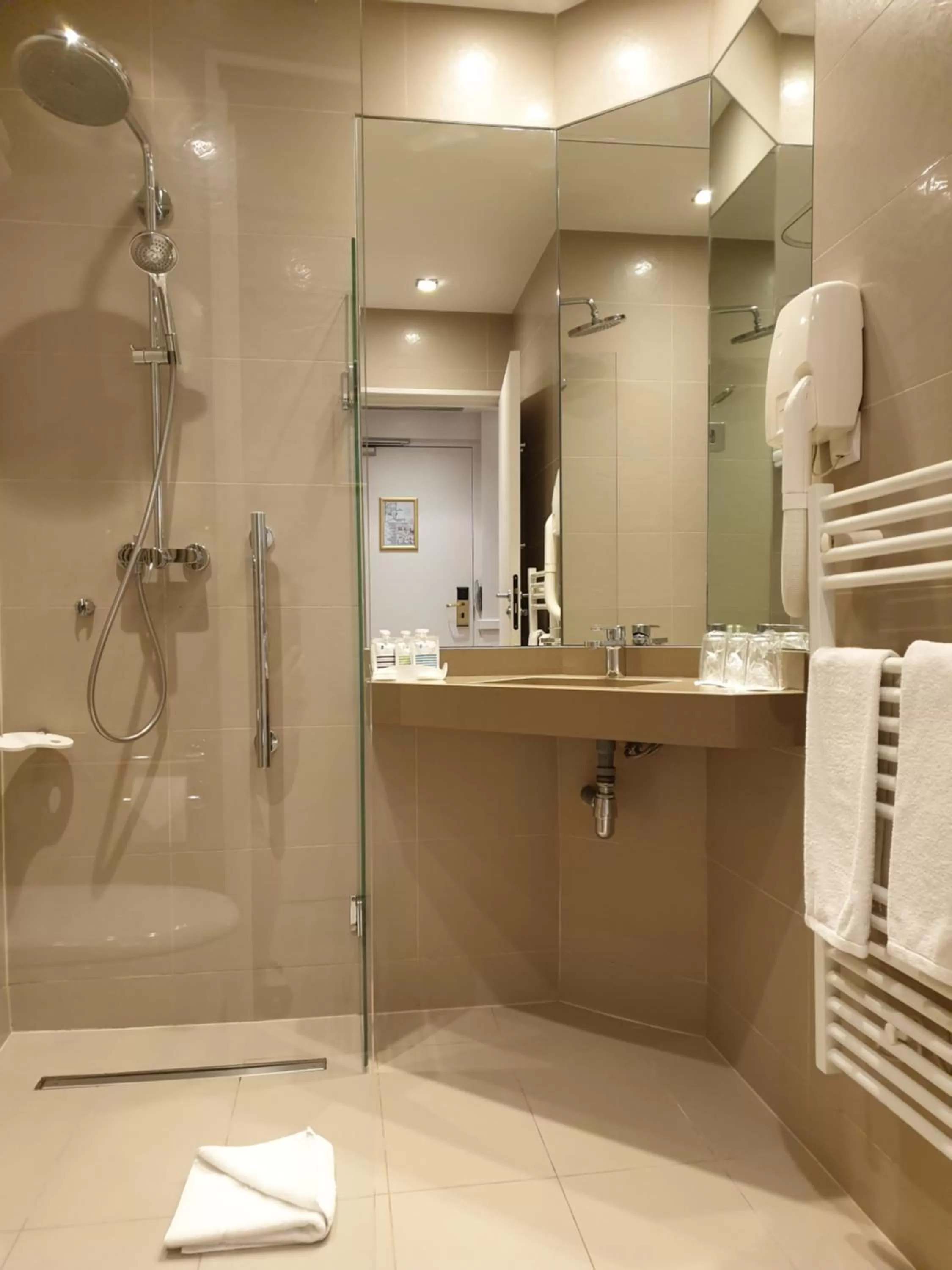 Bathroom in Floride-Etoile