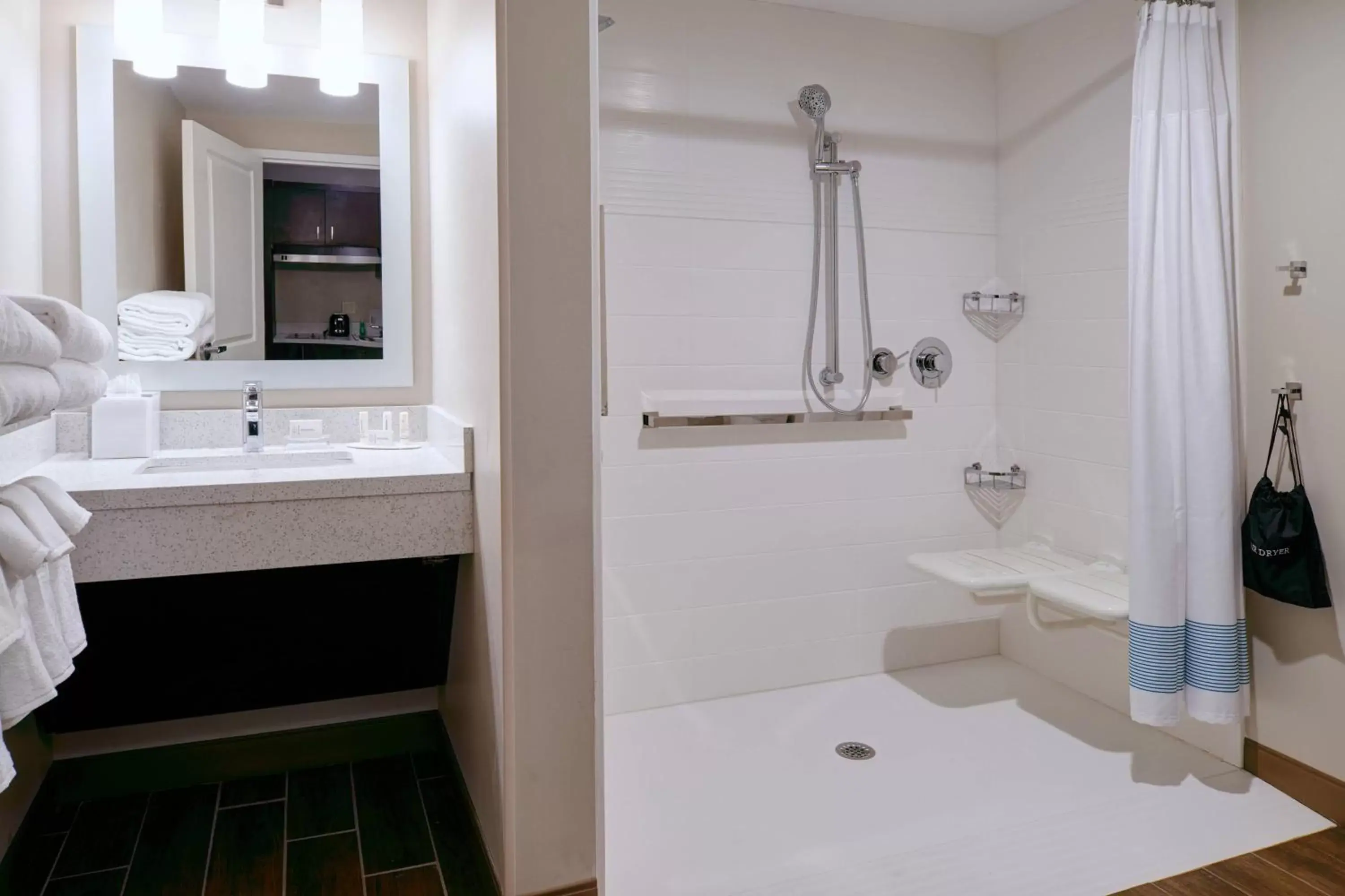 Bathroom in TownePlace Suites by Marriott Jackson