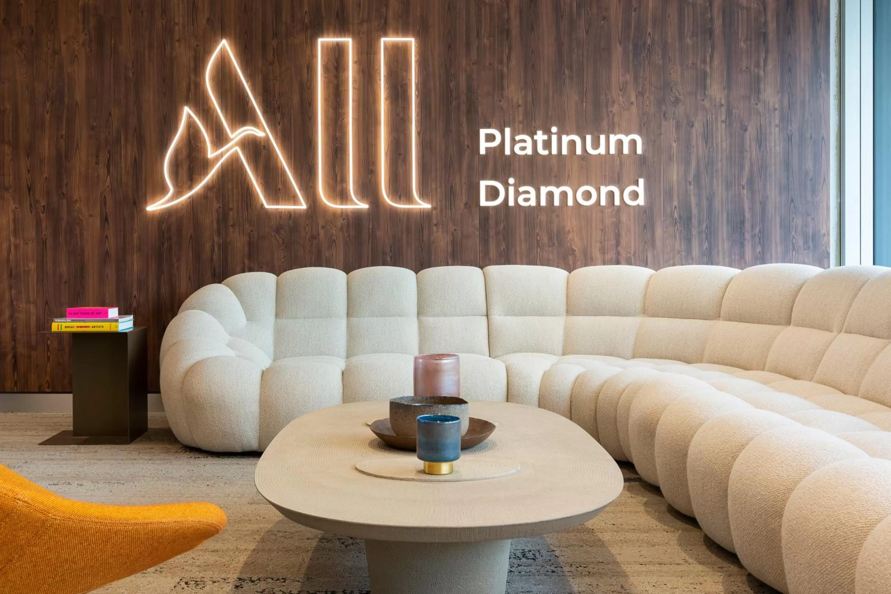 Living room in Pullman Paris Montparnasse