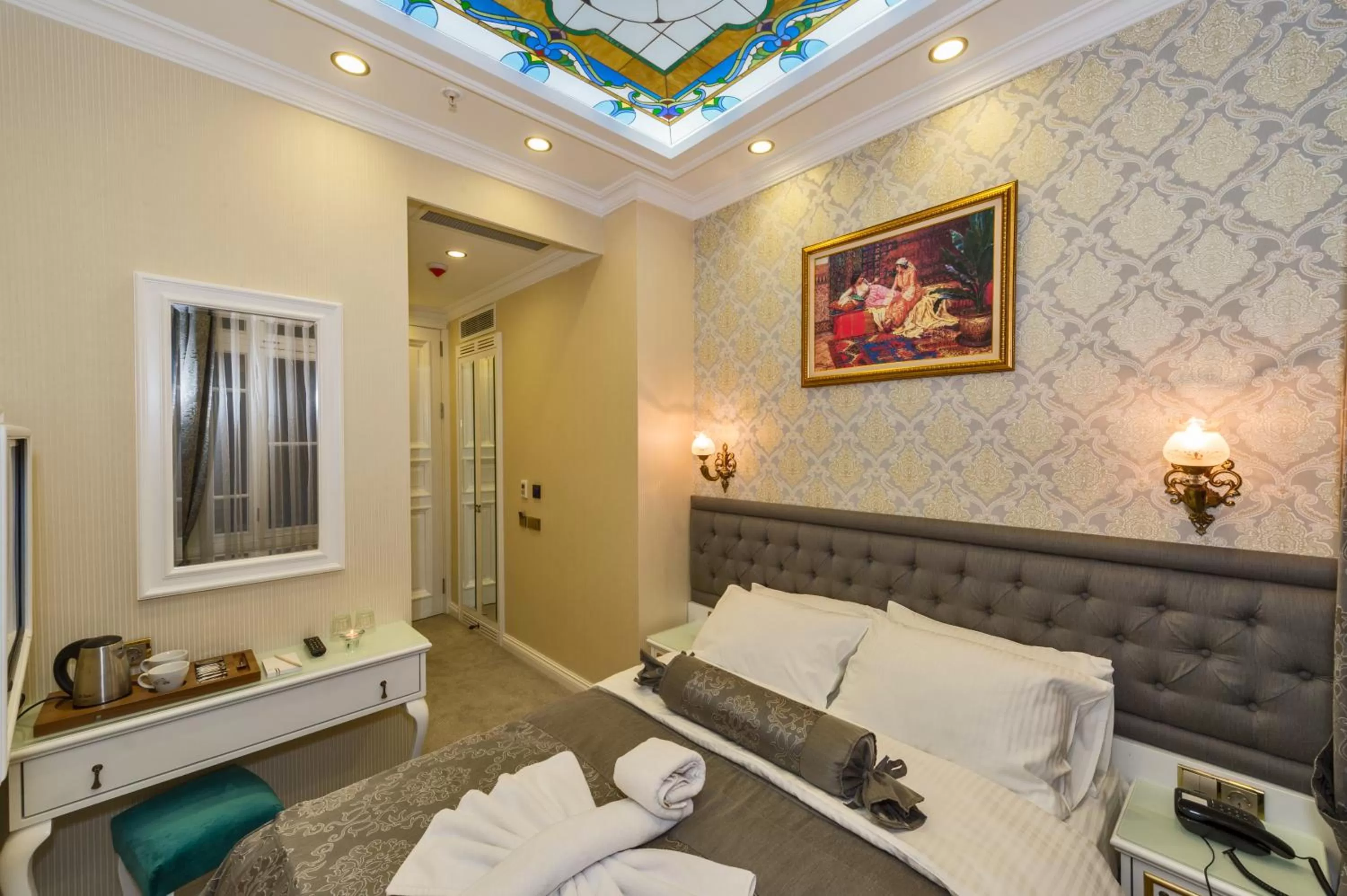 Bedroom, Bed in Alpek Hotel