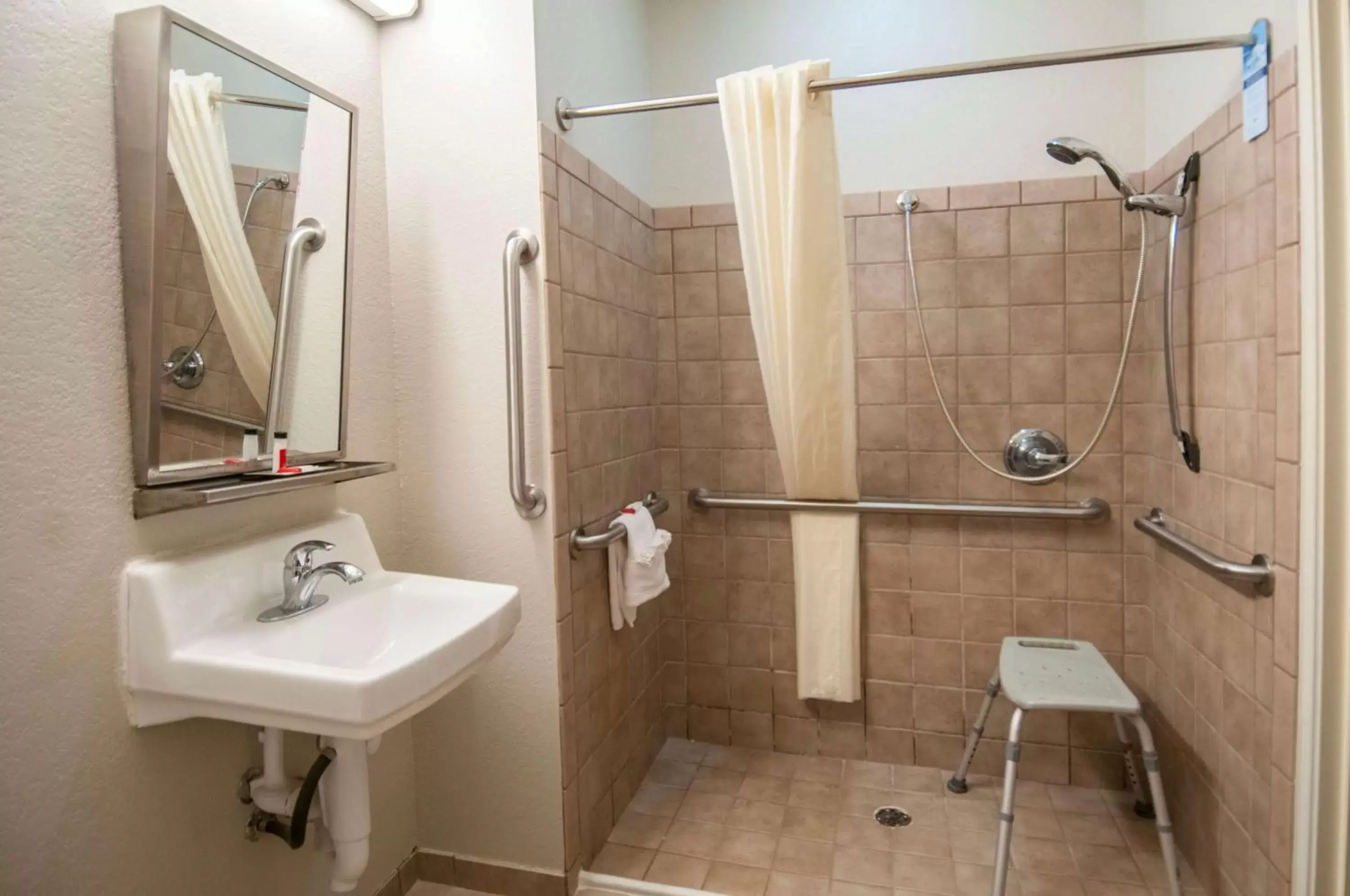 Bathroom in Microtel Inn & Suites by Wyndham Pearl River/Slidell