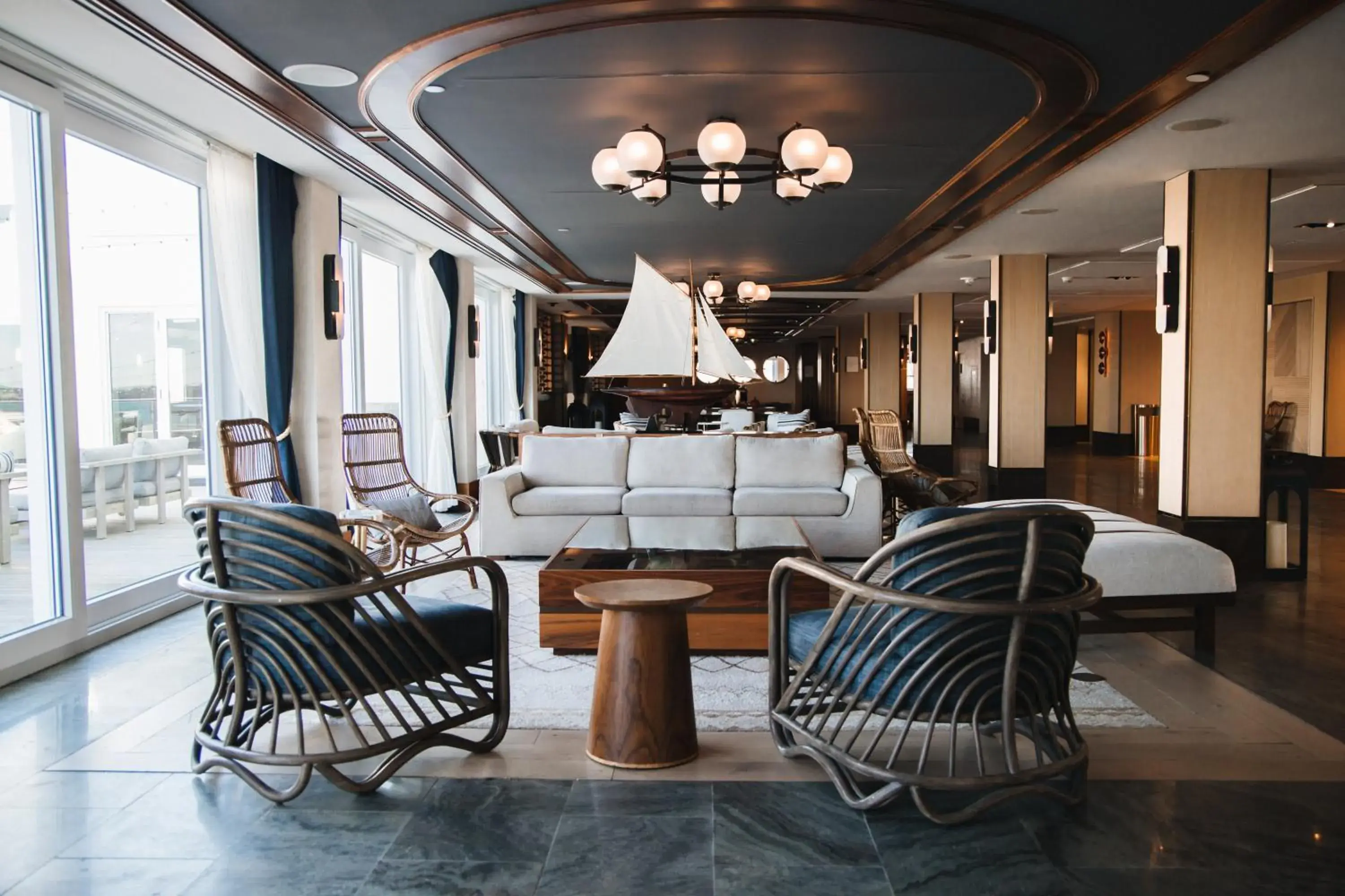Lobby or reception, Lobby/Reception in Newport Harbor Island Resort