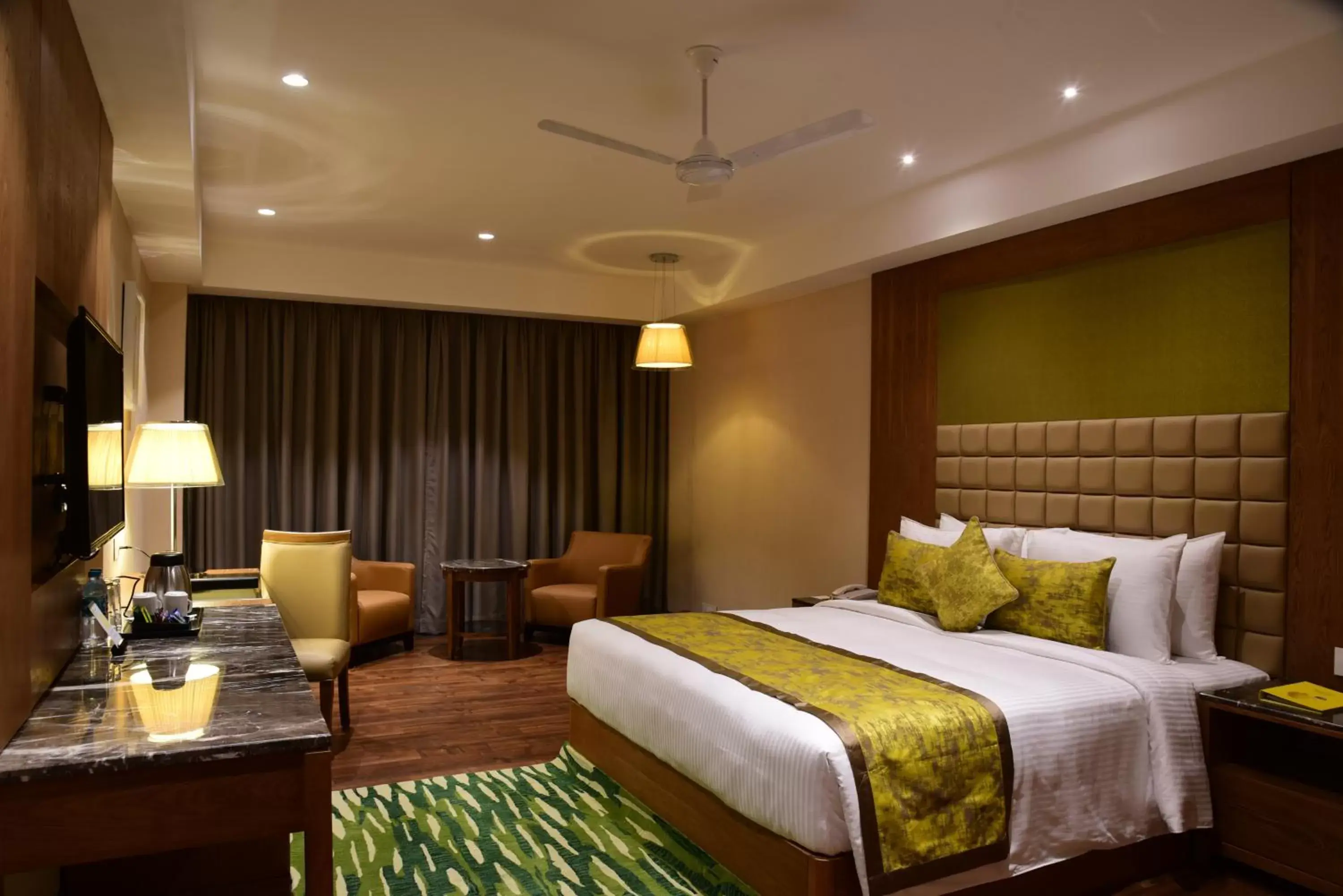 Bedroom in Lemon Tree Hotel Siliguri