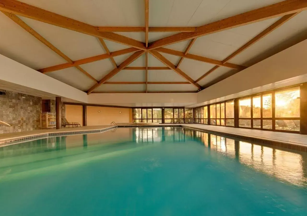 Swimming Pool in Evora Hotel