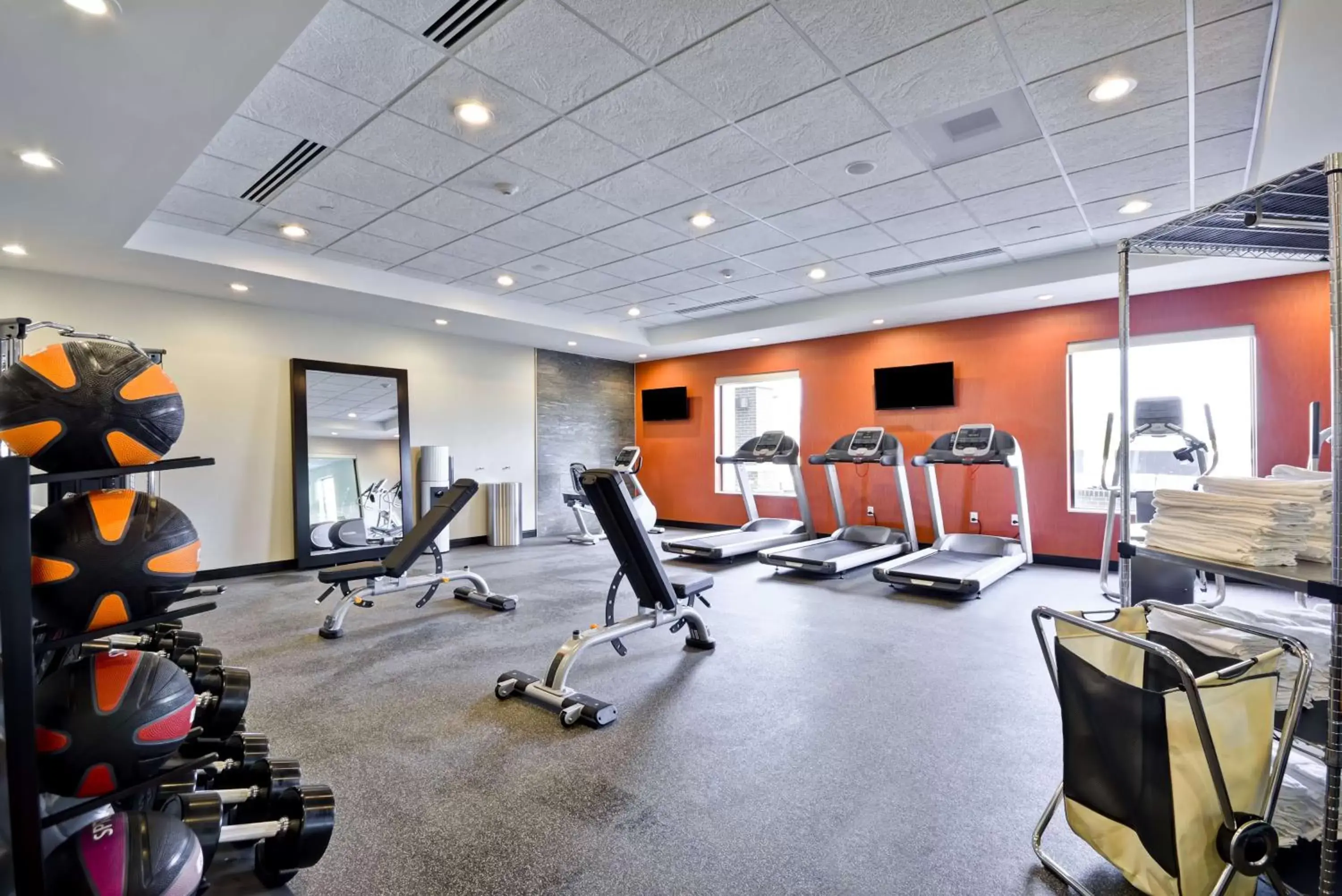 Fitness centre/facilities in Home2 Suites By Hilton Evansville Fitness centre/facilities in Home2 Suites By Hilton Evansville