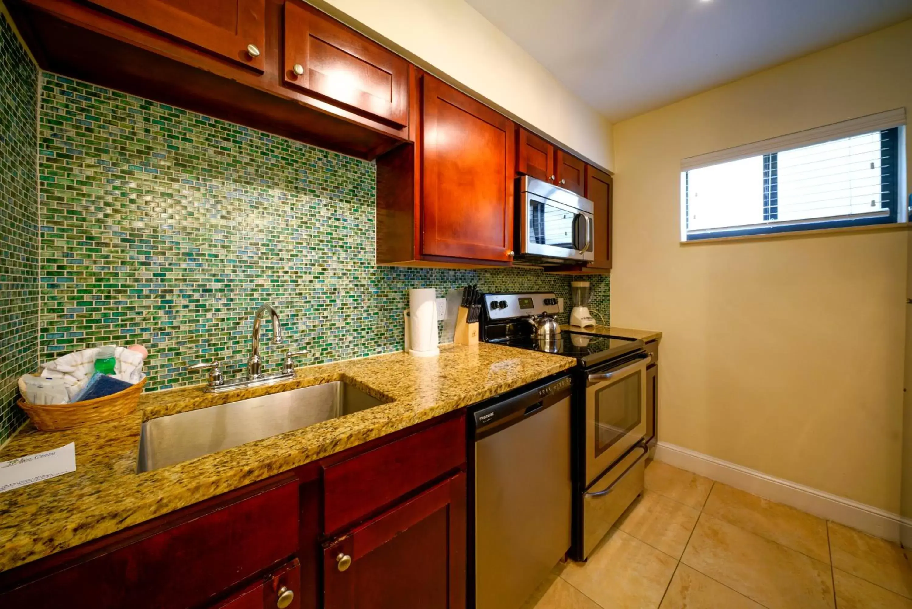 Kitchen/Kitchenette in La Costa Beach Club by Capital Vacations
