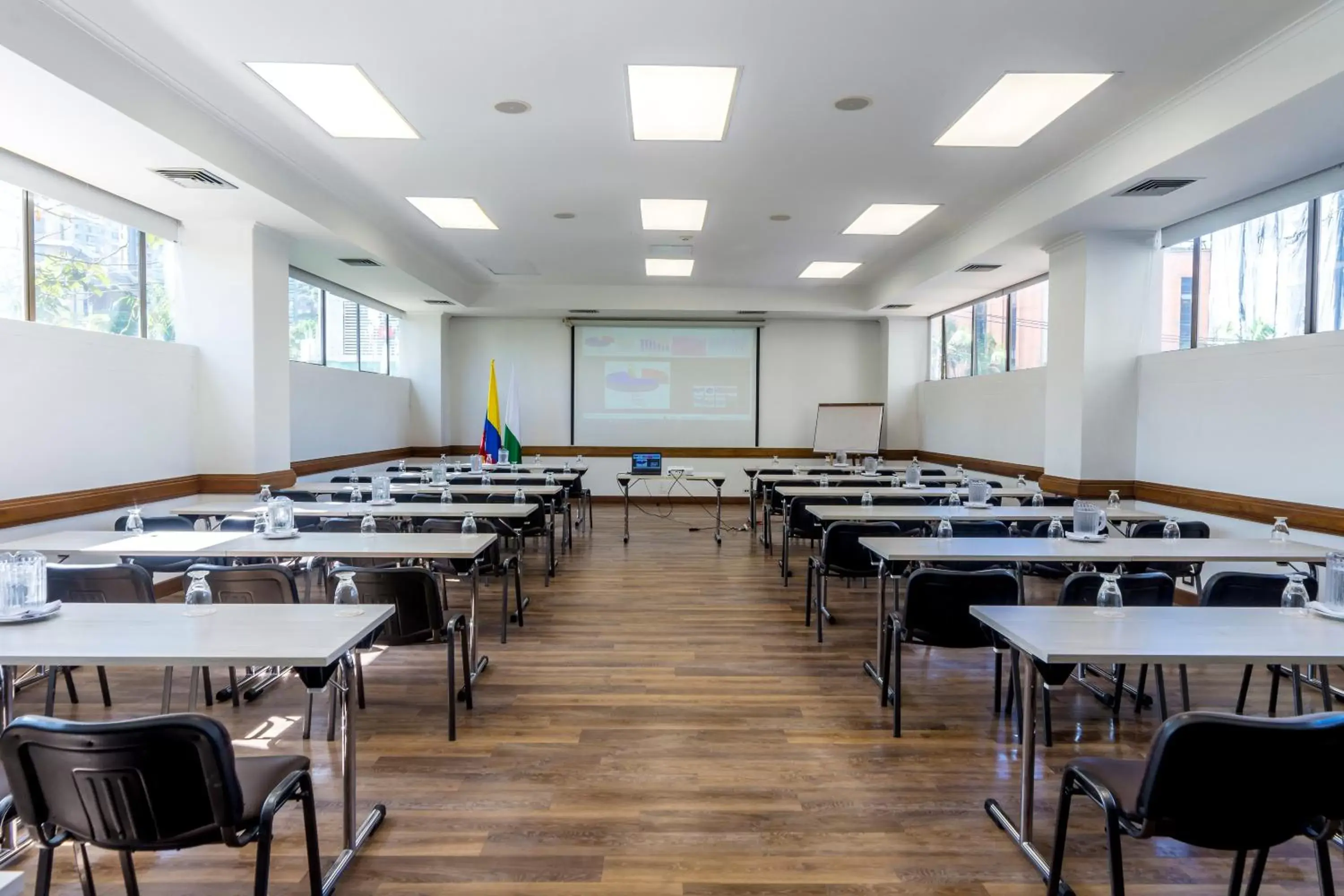 Meeting/conference room in GHL Hotel Portón Medellín