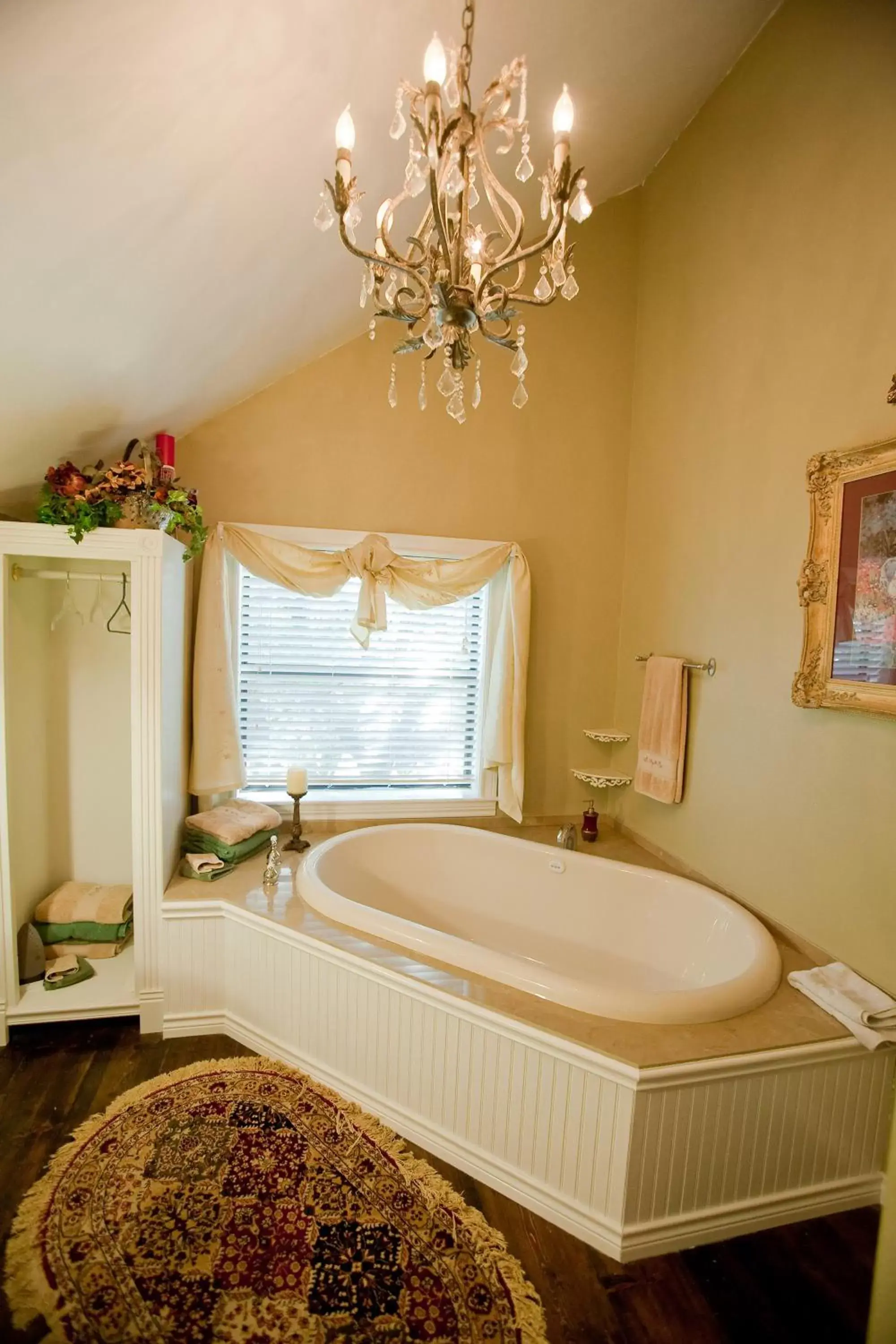 Bathroom in Bed and Breakfast on White Rock Creek