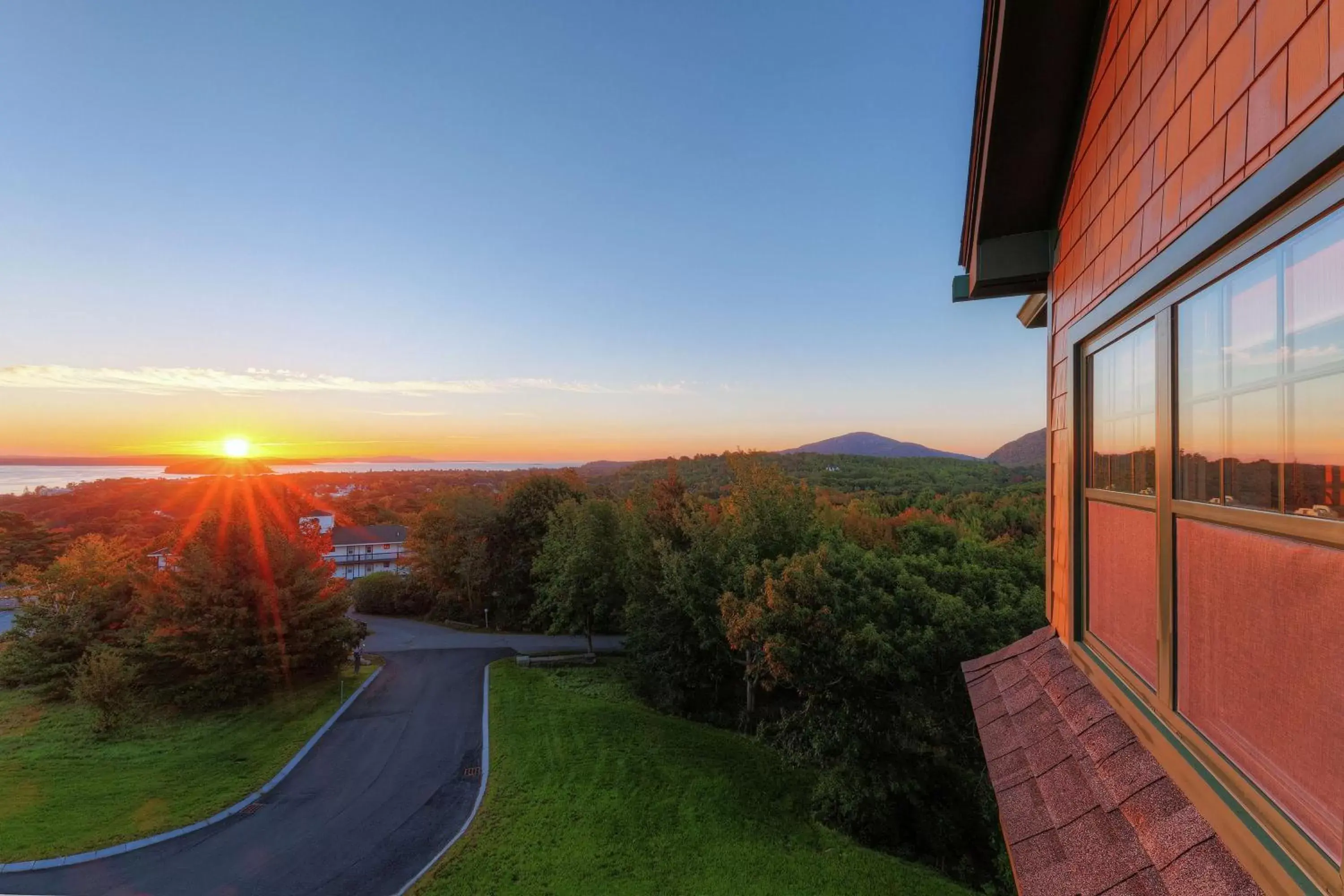 Property building in Hampton Inn By Hilton Bar Harbor