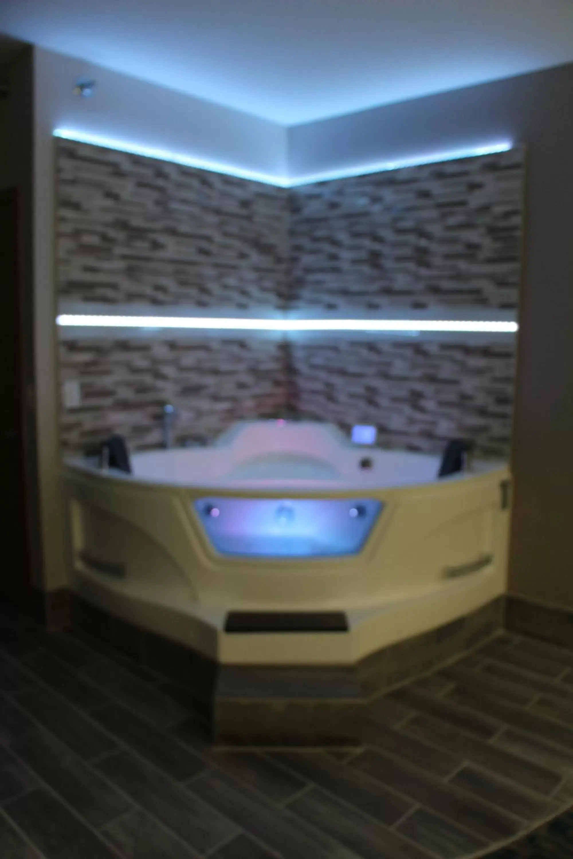 Spa/Wellness in Westbridge Inn & Suites