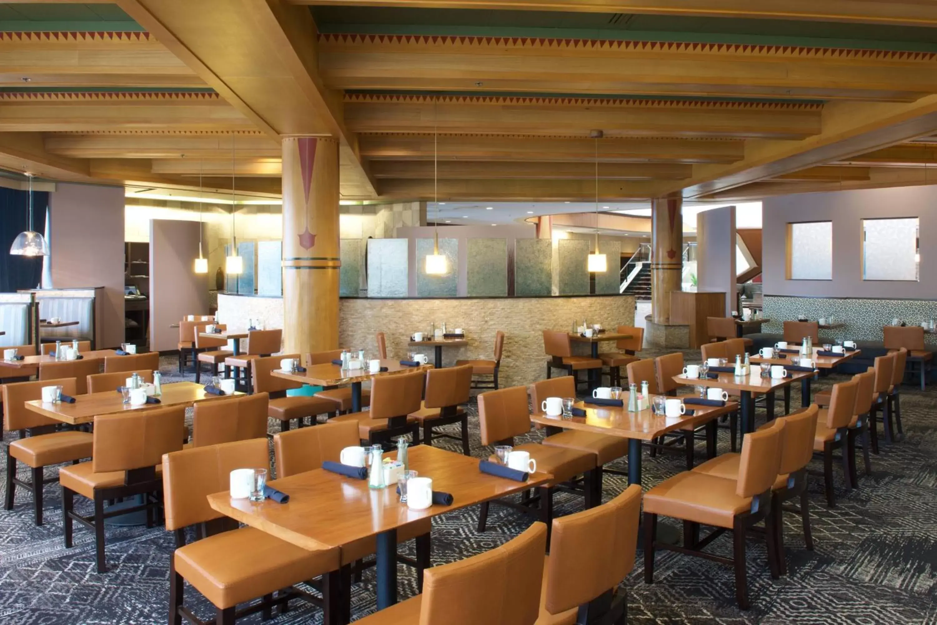 Restaurant/Places to Eat in Sheraton Anchorage Hotel