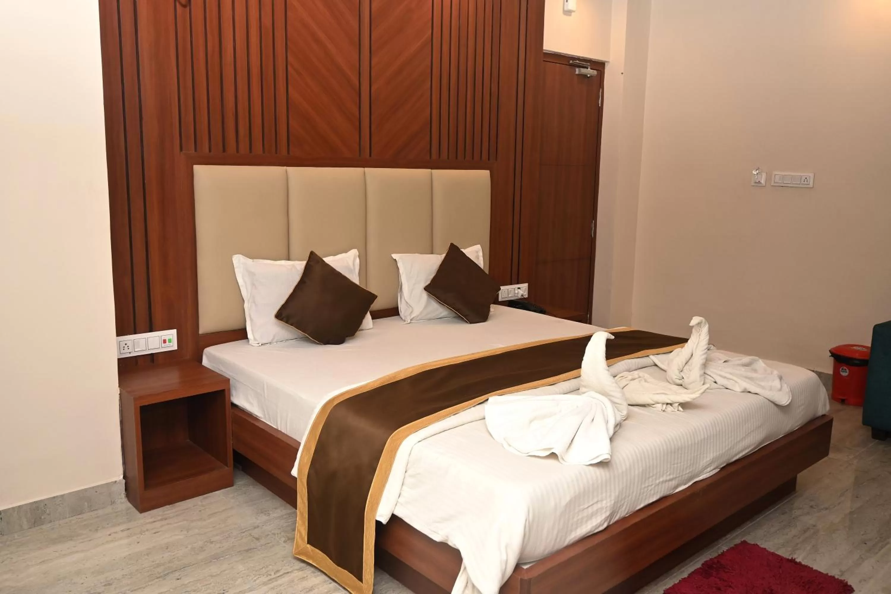 Bed in Royal Sea View