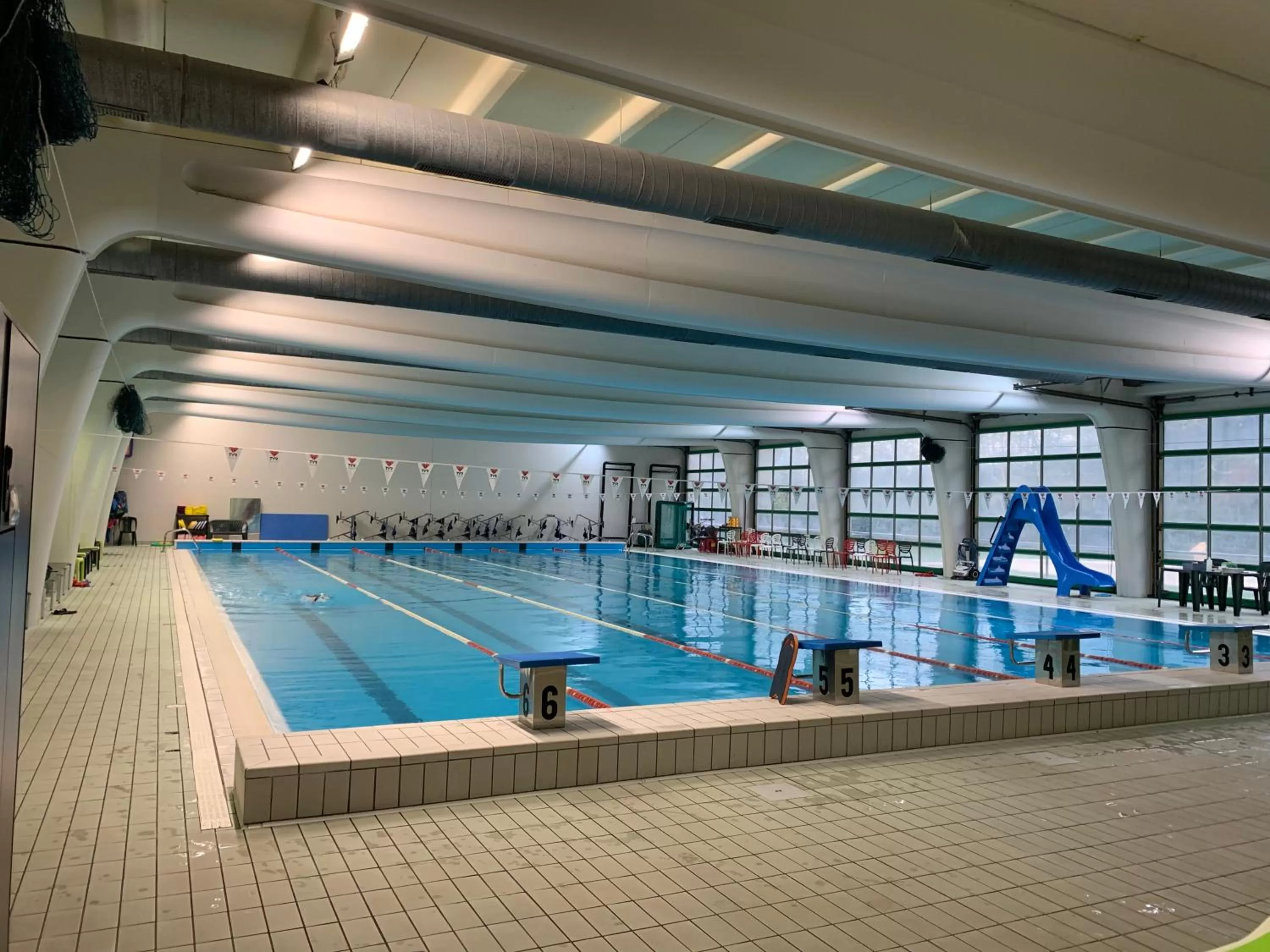 Pool view in Bes Hotel Bergamo Ovest