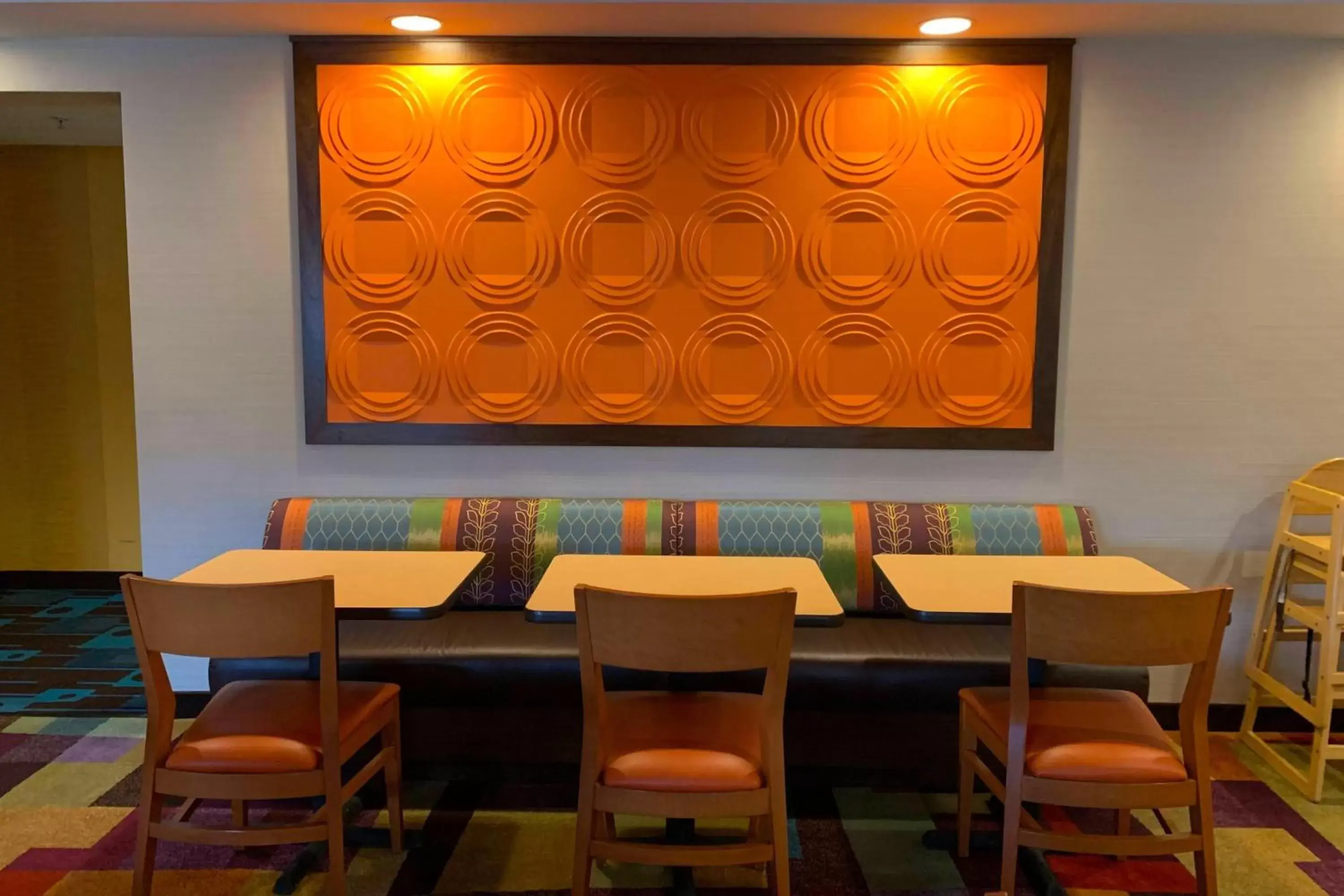 Restaurant/places to eat in Fairfield Inn Concord