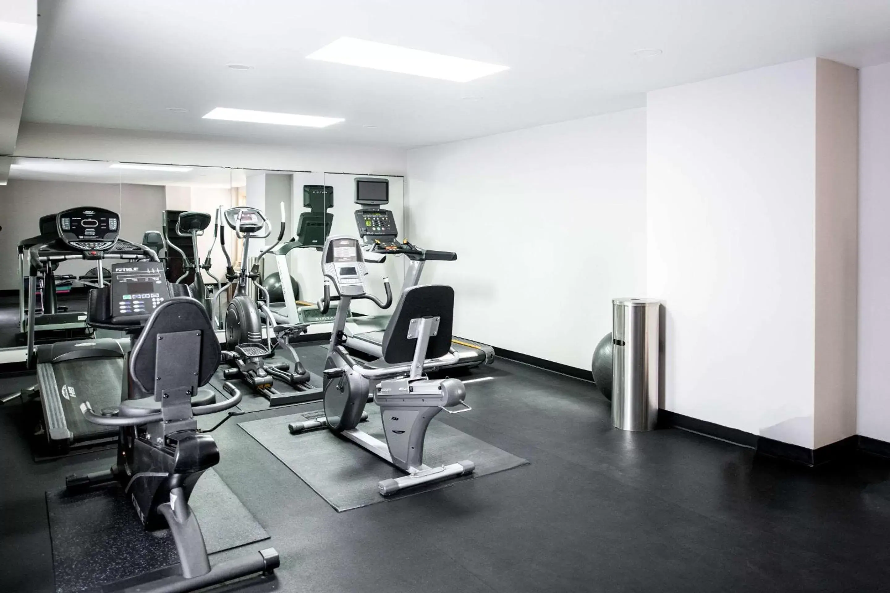 Fitness centre/facilities, Fitness Center/Facilities in Clarion Hotel & Conference Center Leesburg