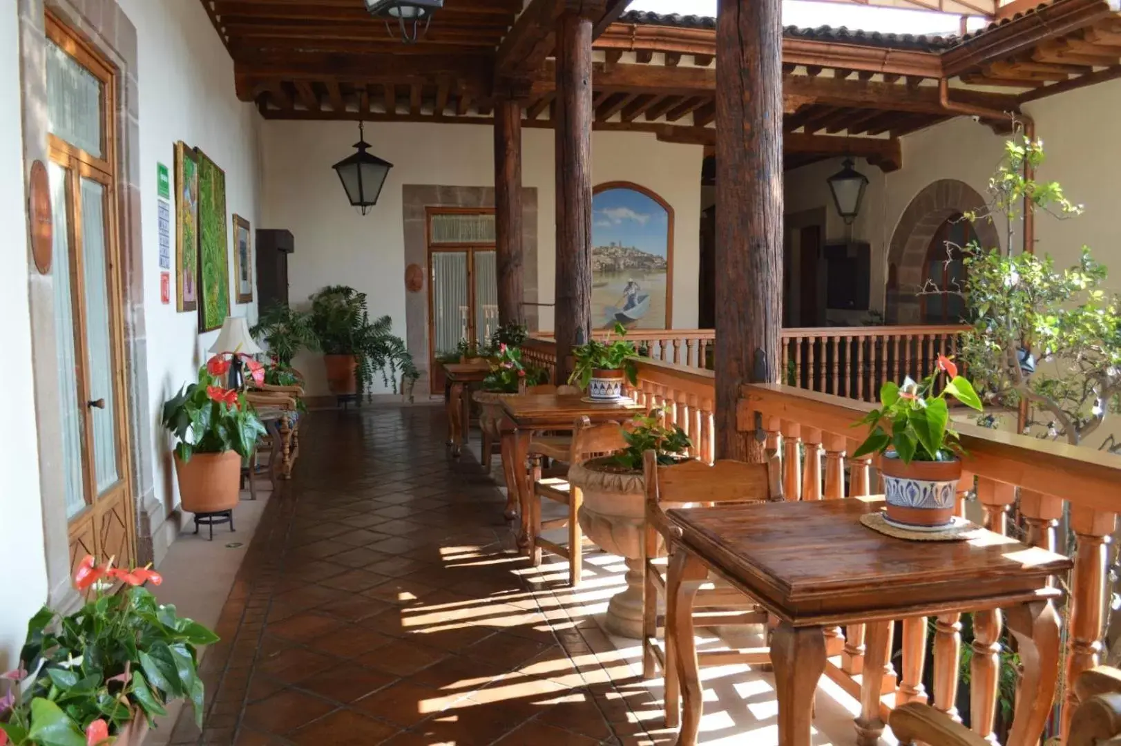 Property building, Restaurant/Places to Eat in Hotel Casa del Naranjo