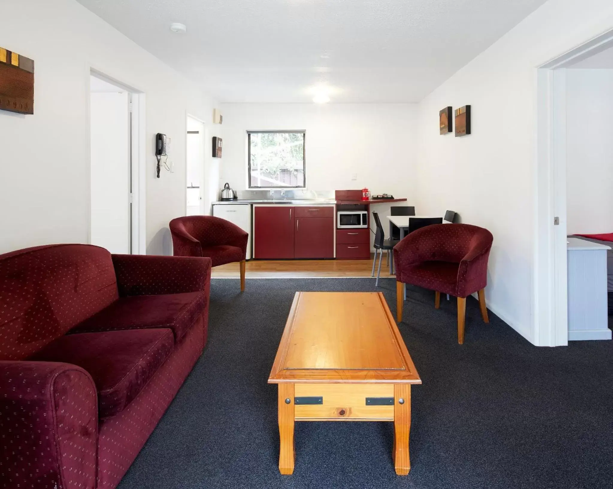 Living room, Seating Area in Aotea Motel