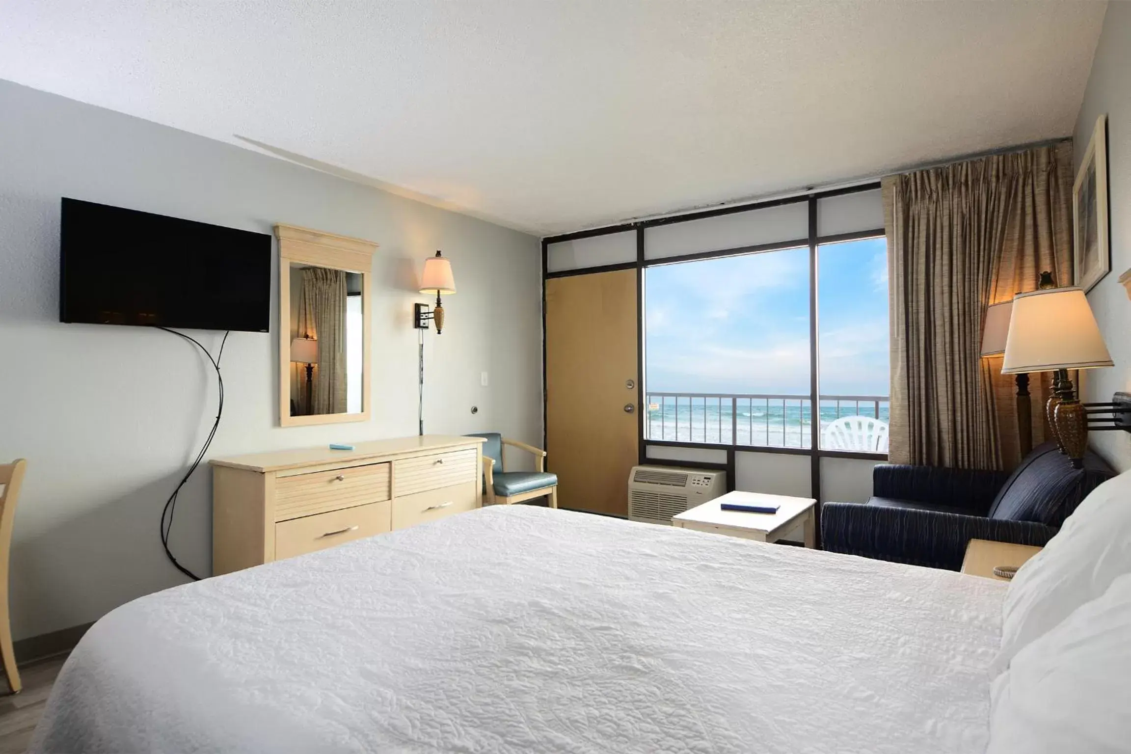 Bed in Holiday Sands North "On the Boardwalk" Bed in Holiday Sands North "On the Boardwalk"