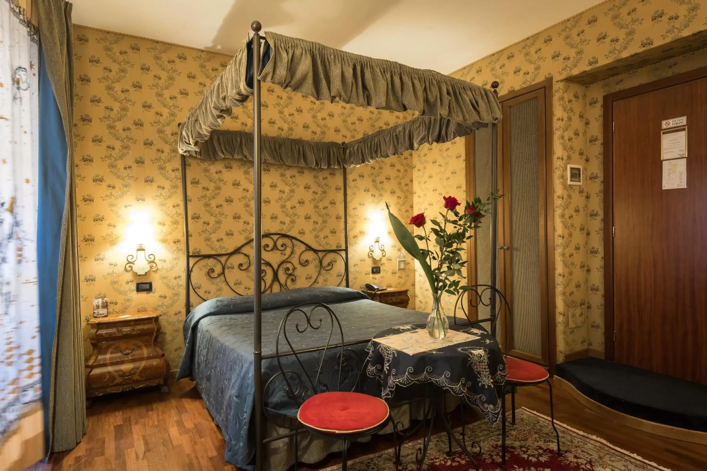 Photo of the whole room, Bed in Residenza Ave Roma