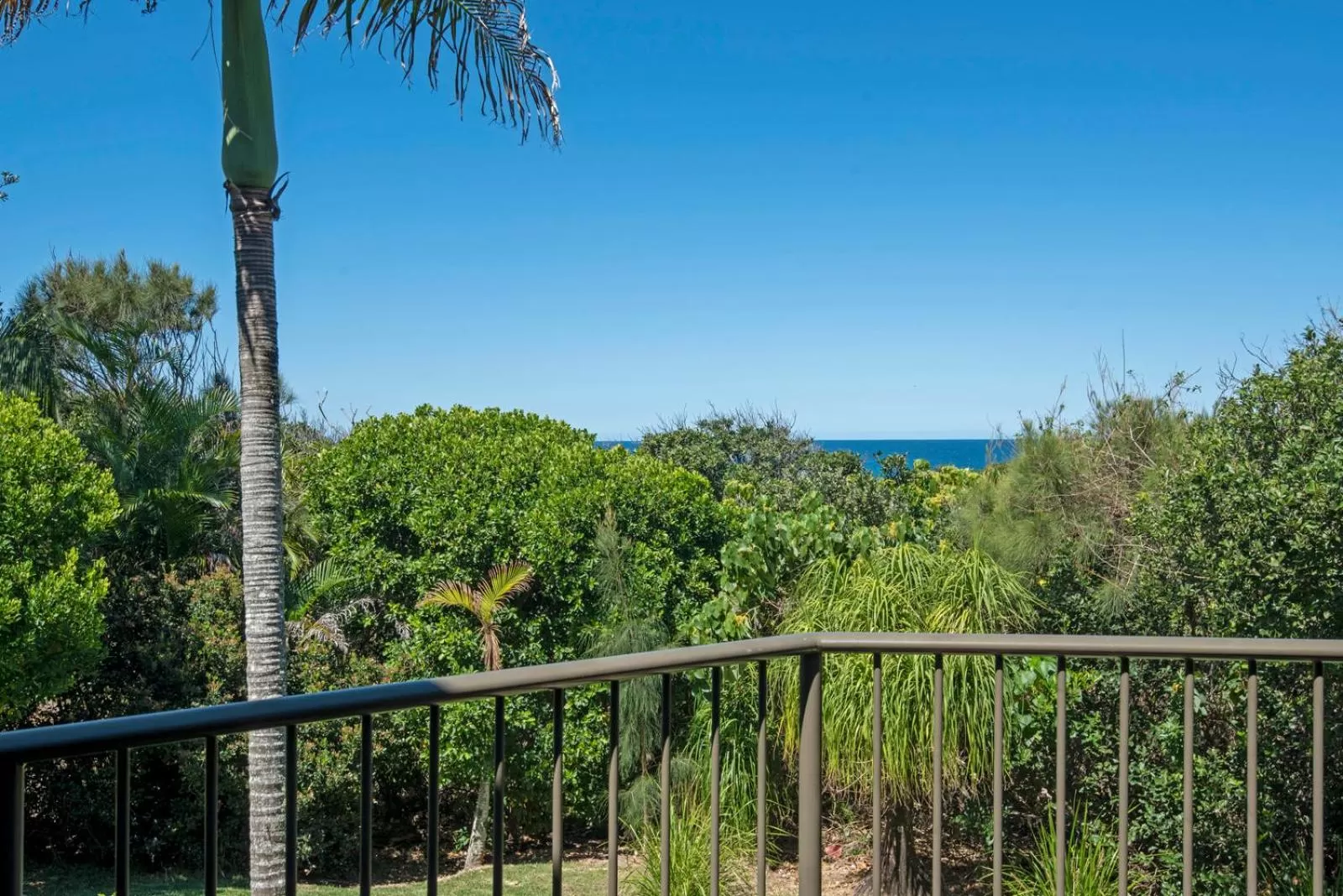 Glen Eden Beach Resort