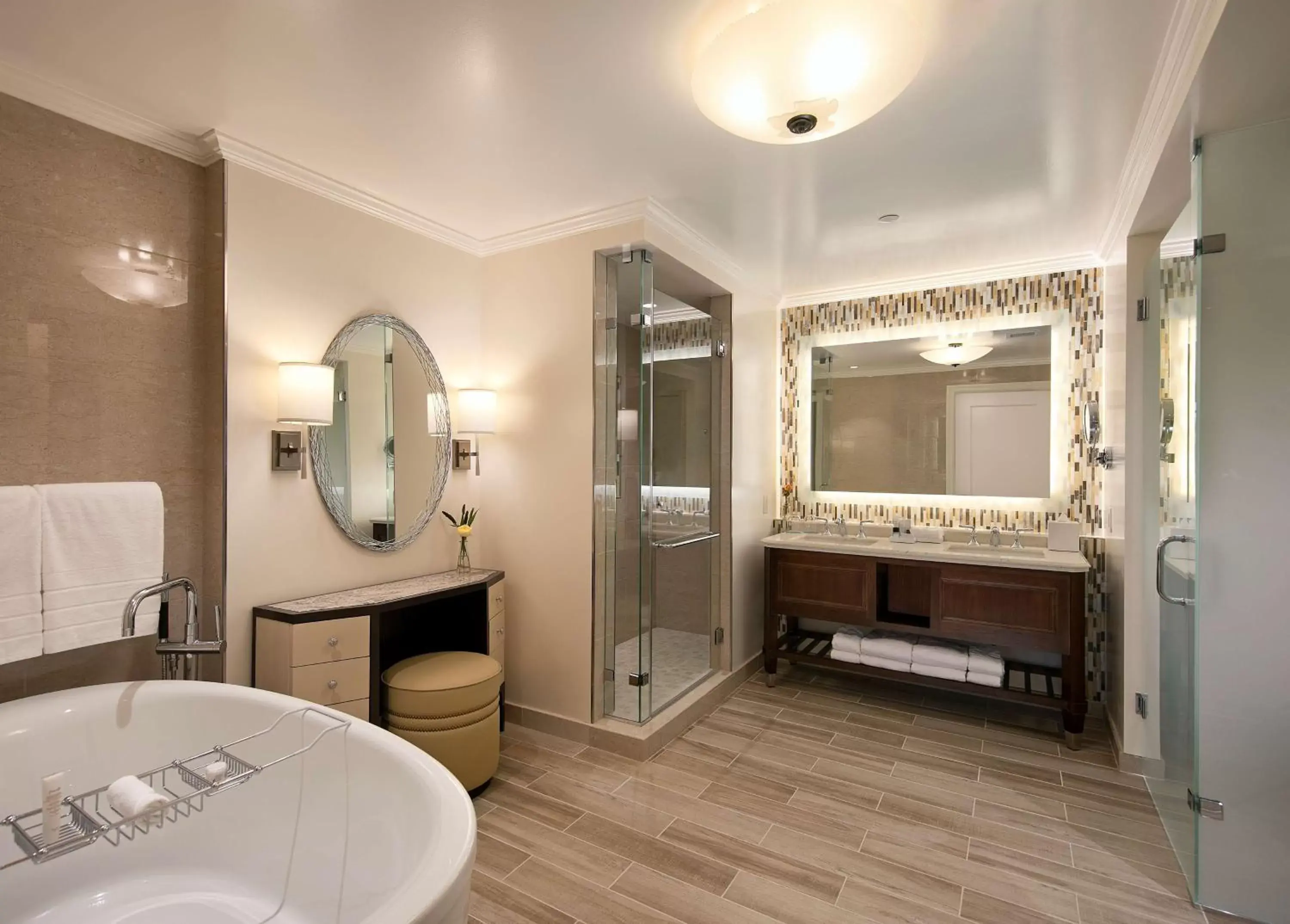 Bedroom, Bathroom in Grand Reserve at The Meritage