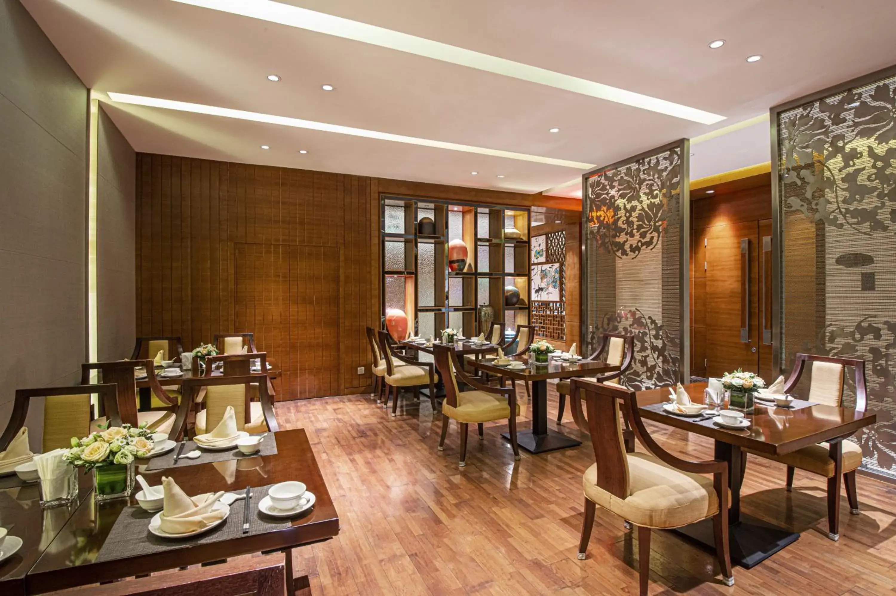 Restaurant/Places to Eat in Holiday Inn Qingdao Expo, an IHG Hotel