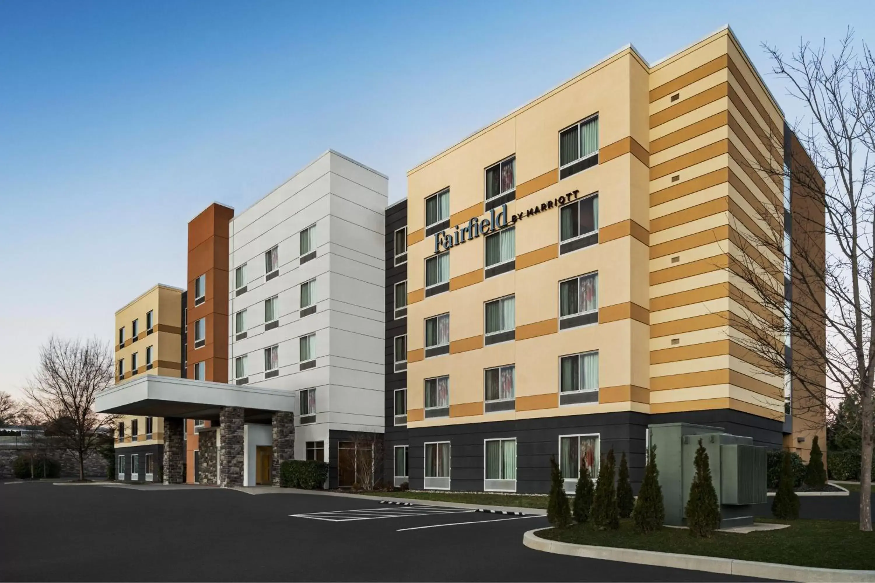 Property Building in Fairfield Inn & Suites by Marriott Hershey Chocolate Avenue