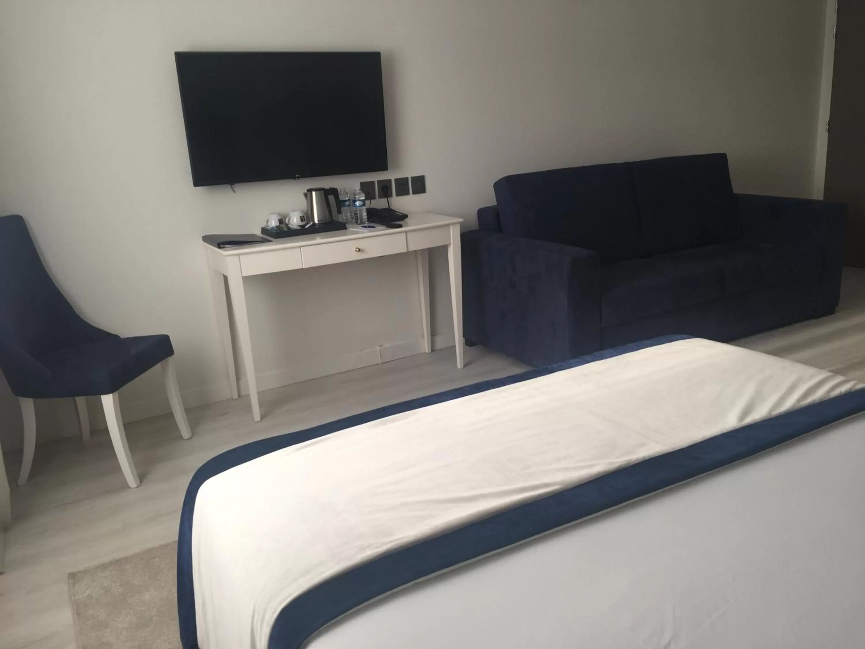 Bed in HOTEL LES 3 VALLÉES