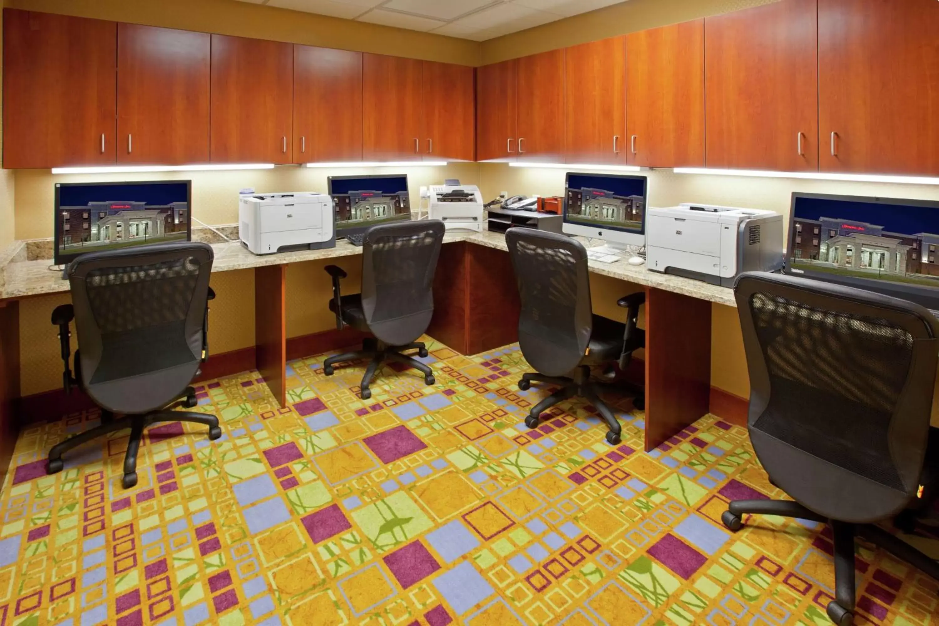 Business facilities, Business Area/Conference Room in Hampton Inn Detroit/Auburn Hills-North