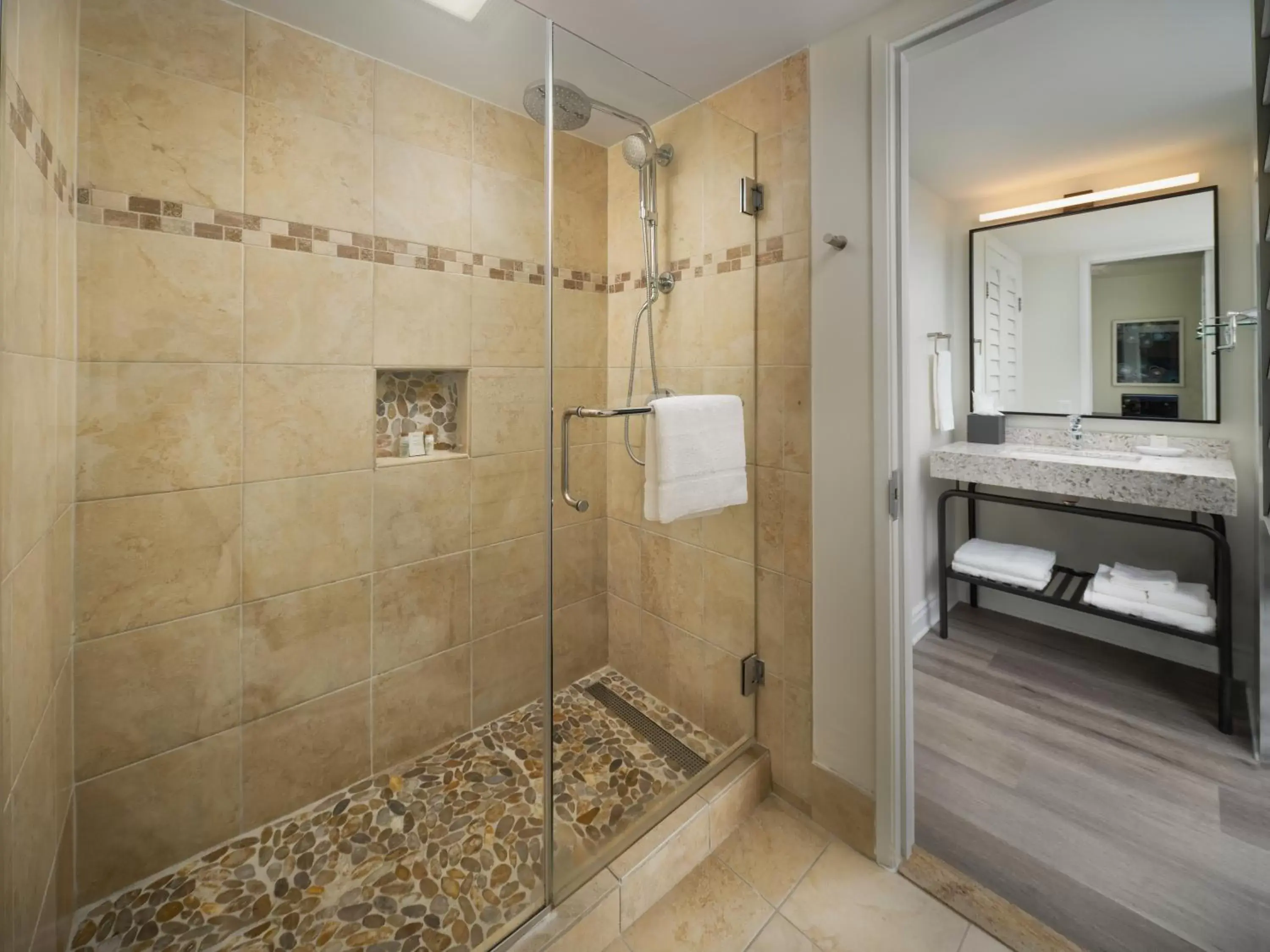 Suite with Two Queen Beds in Hotel Indigo San Diego Del Mar by IHG Suite with Two Queen Beds in Hotel Indigo San Diego Del Mar by IHG