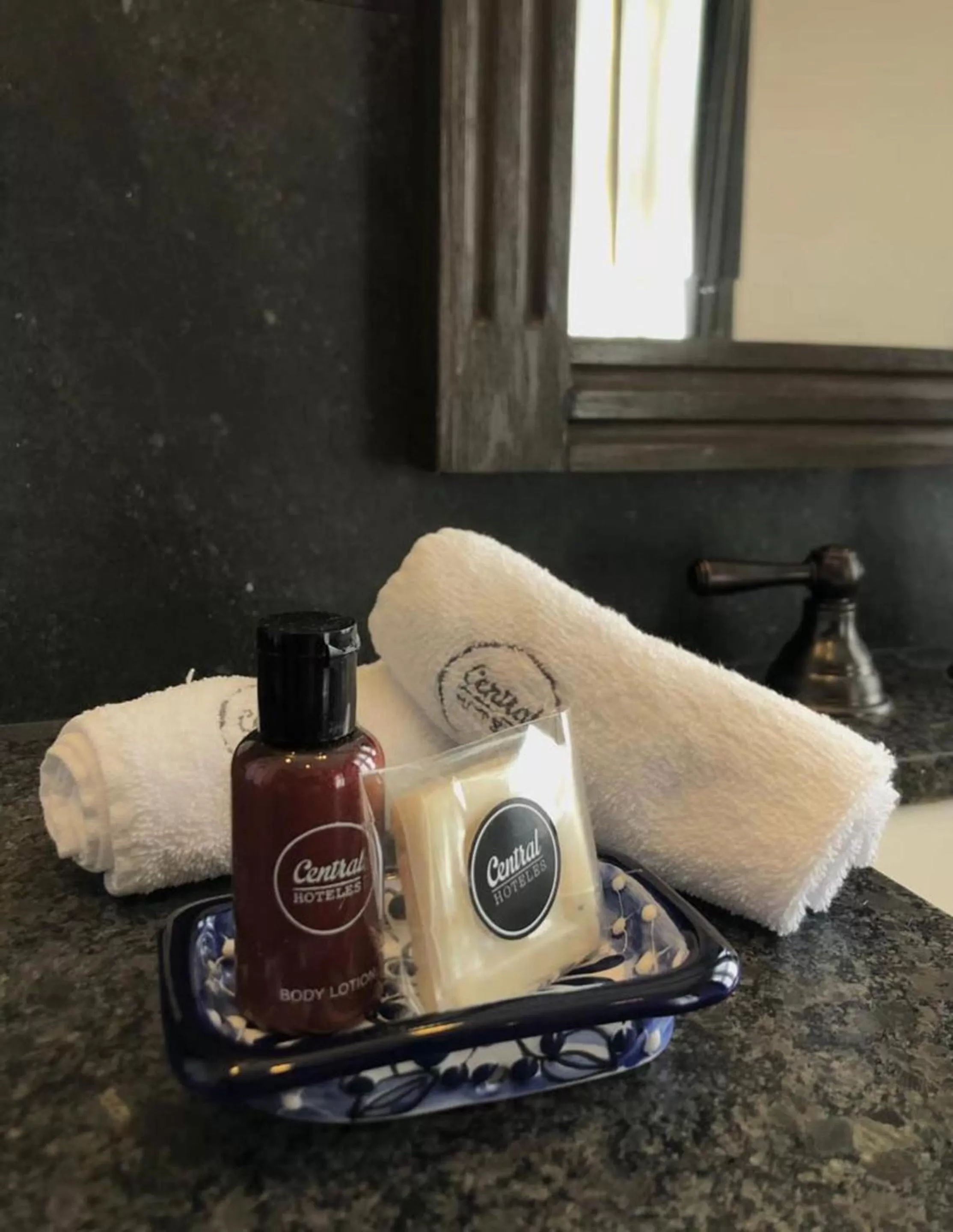 Bathroom in Zocalo Central & Rooftop Mexico City