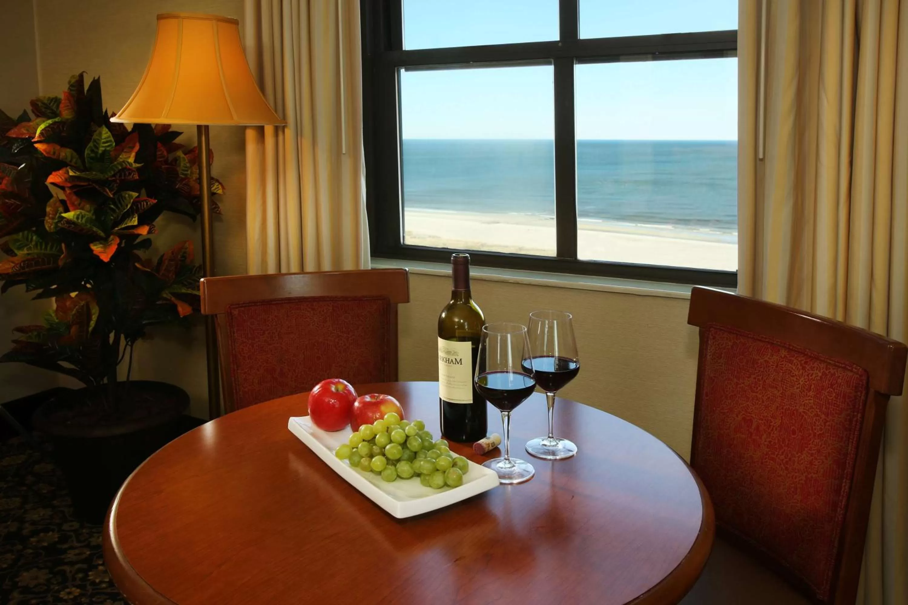 Photo of the whole room in The Claridge Hotel