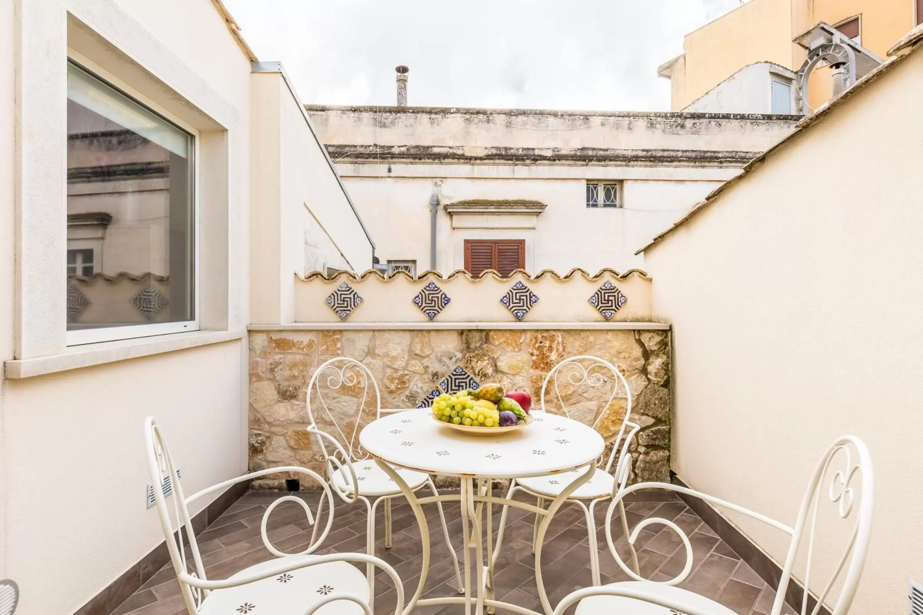 Balcony/Terrace in Modica for Family - Rooms and Apartments