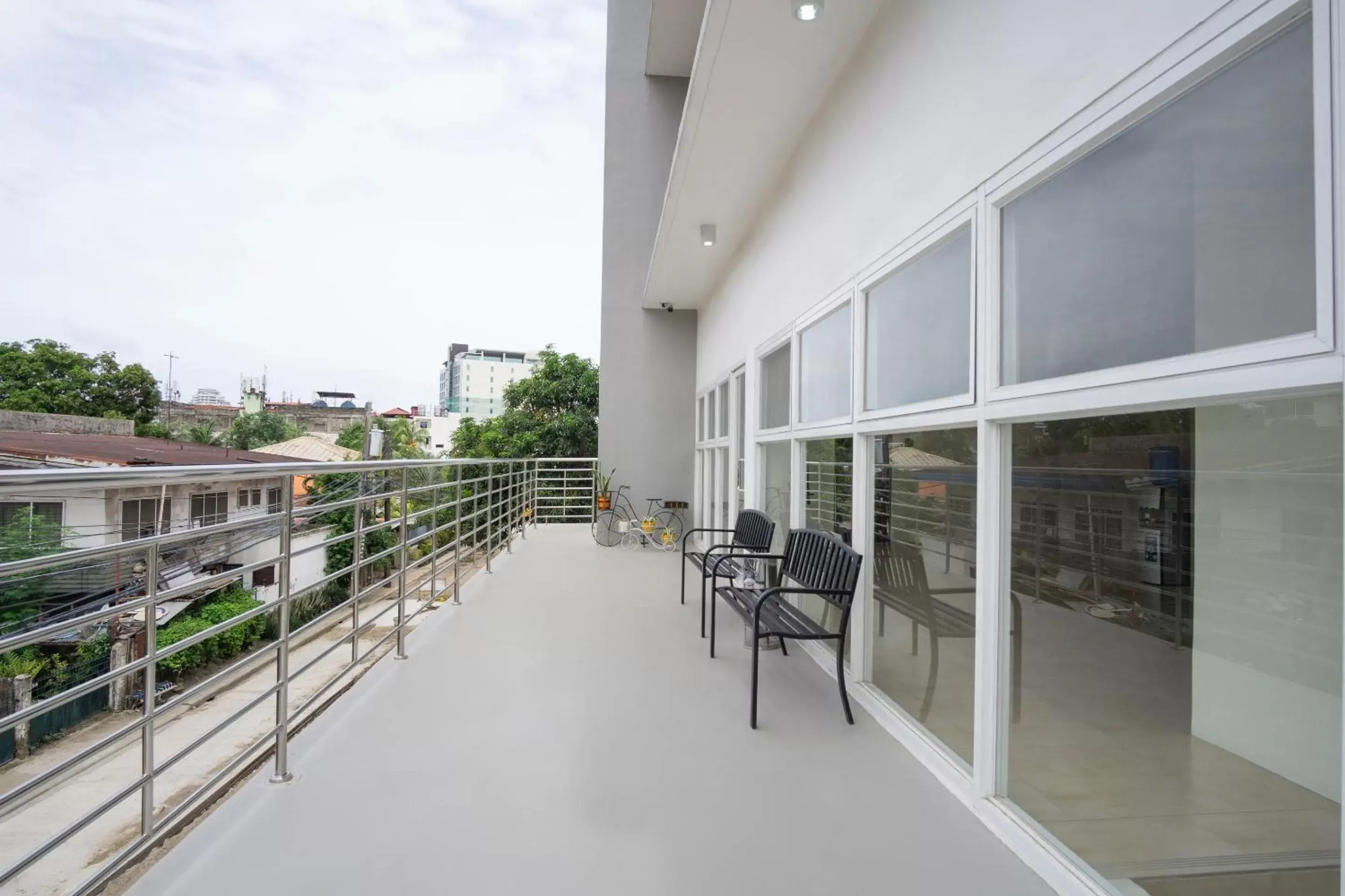 Patio, Balcony/Terrace in 18 Suites Cebu