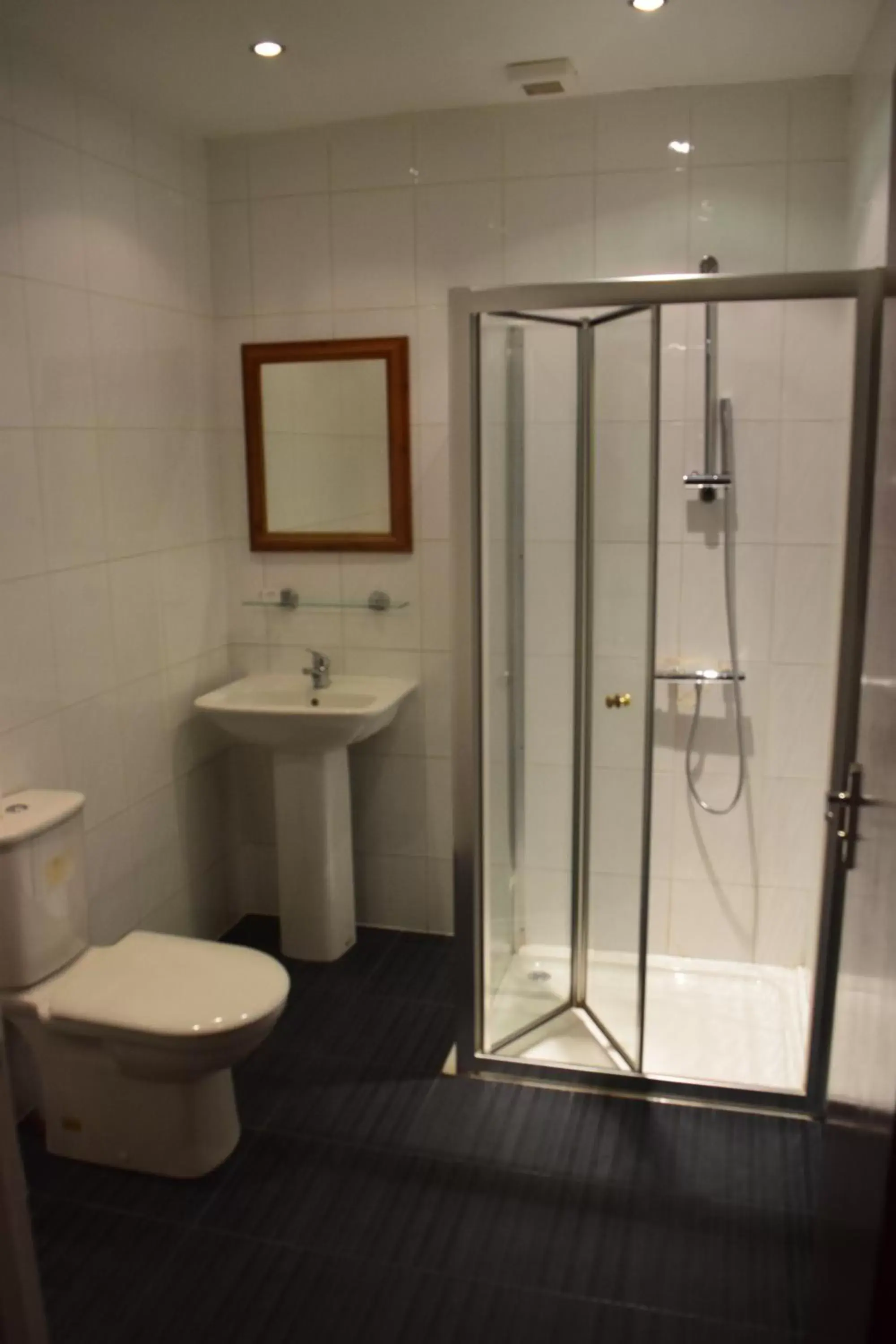 Bathroom in Citybest Hotel