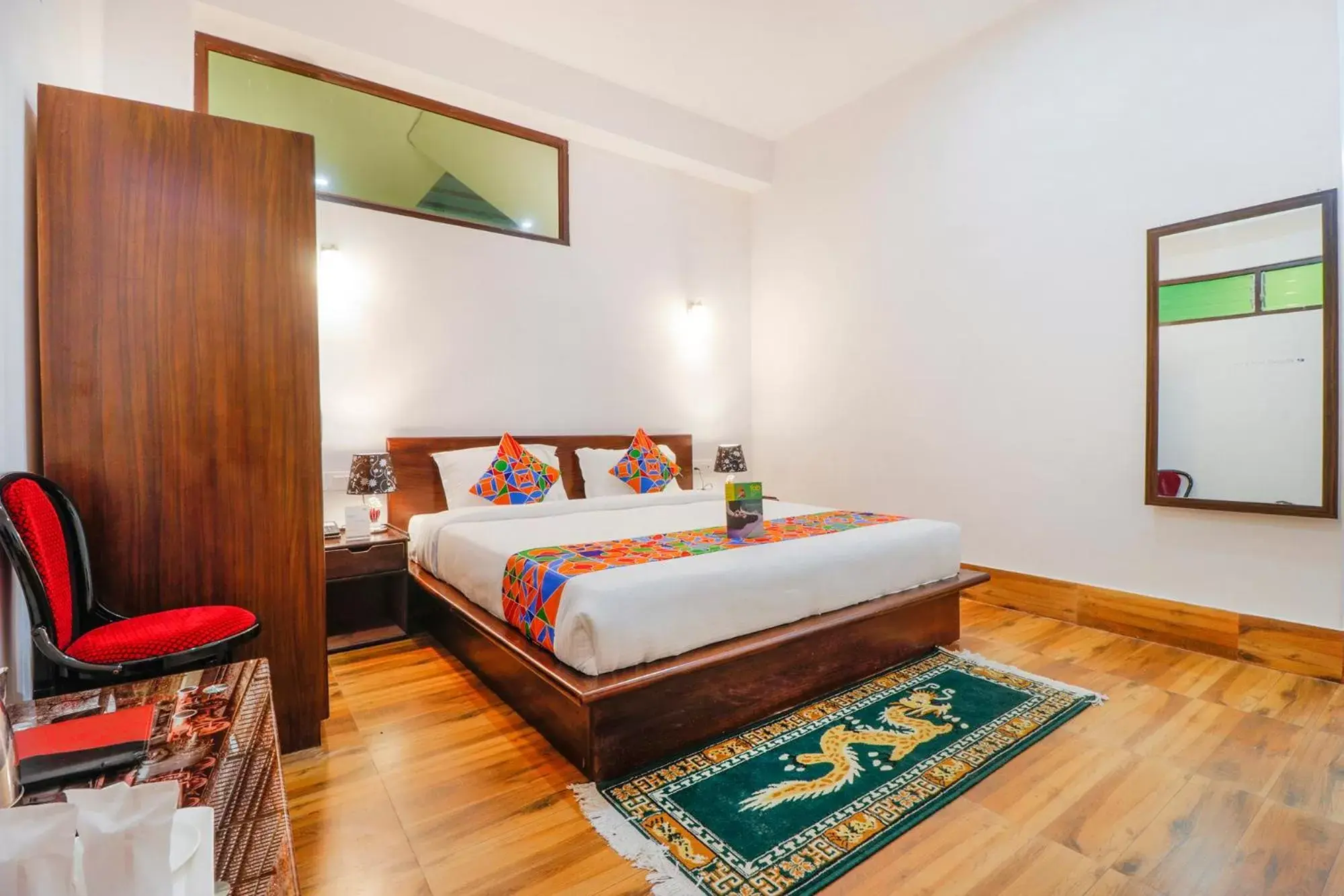 Deluxe Double Room in FabHotel Greenery View Middle Lingding ICAR Road Deluxe Double Room in FabHotel Greenery View Middle Lingding ICAR Road