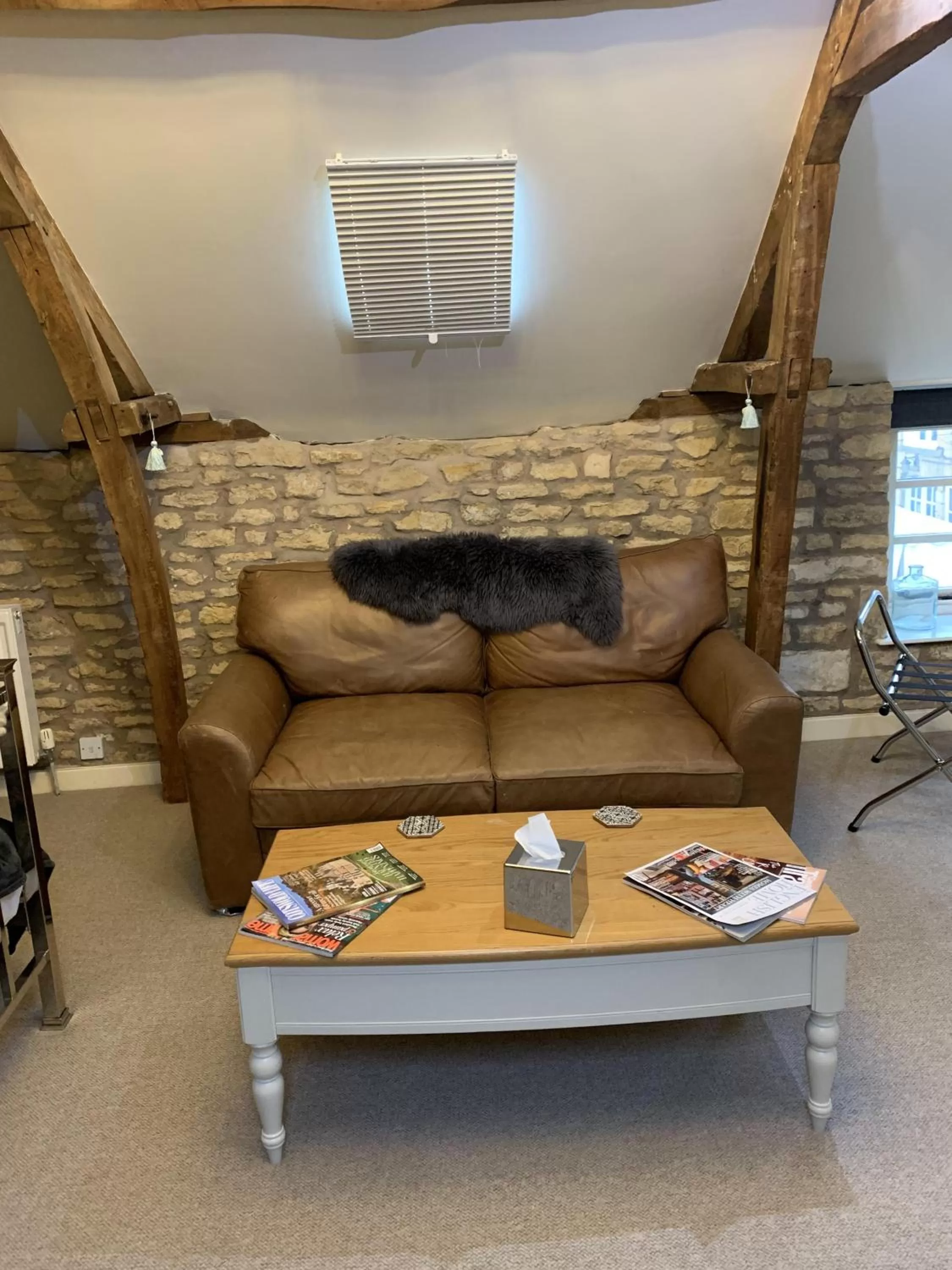 Bedroom, Bed in The Bell Inn