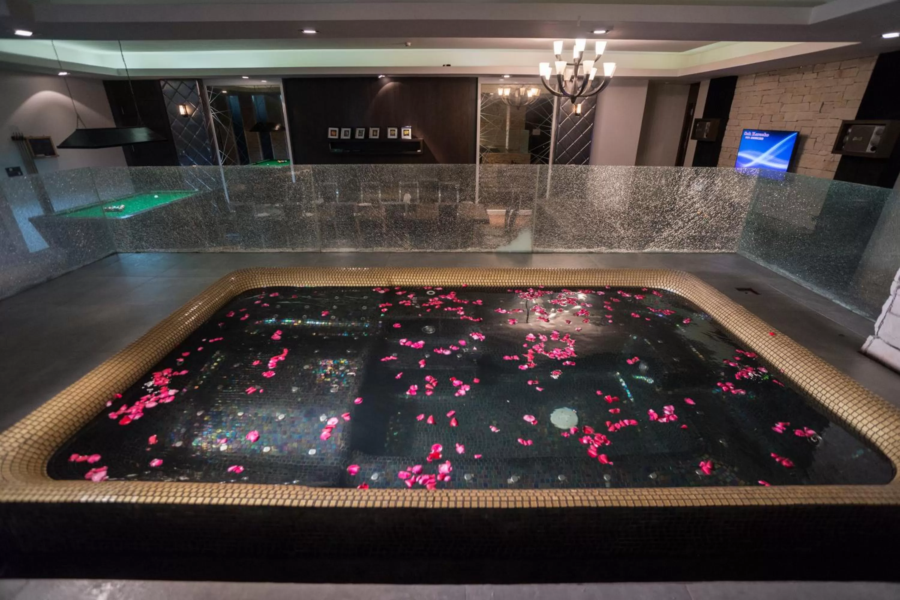 Kiss Gardenhome Chic Hotel