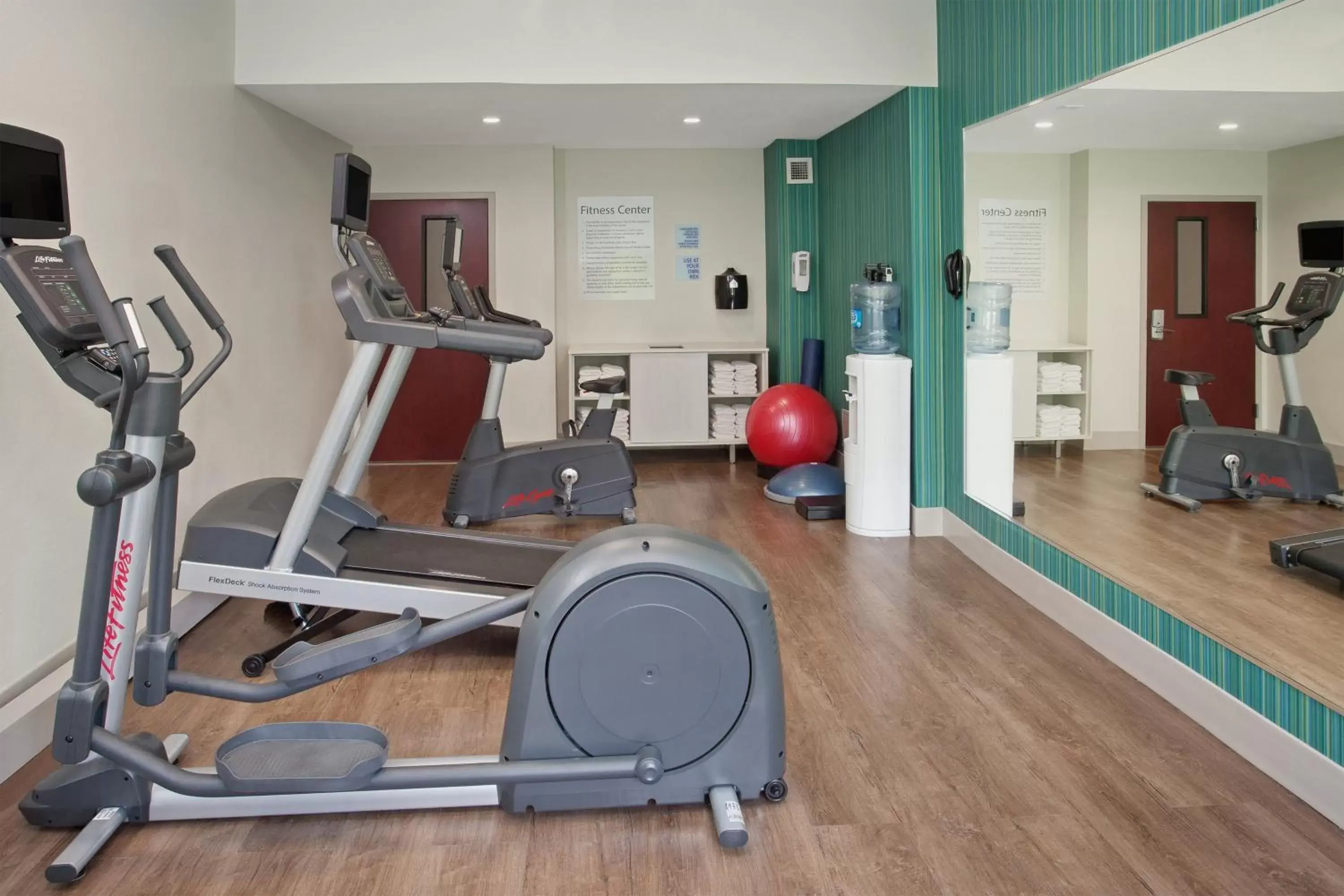 Fitness centre/facilities, Fitness Center/Facilities in Holiday Inn Express Haskell-Wayne Area, an IHG Hotel