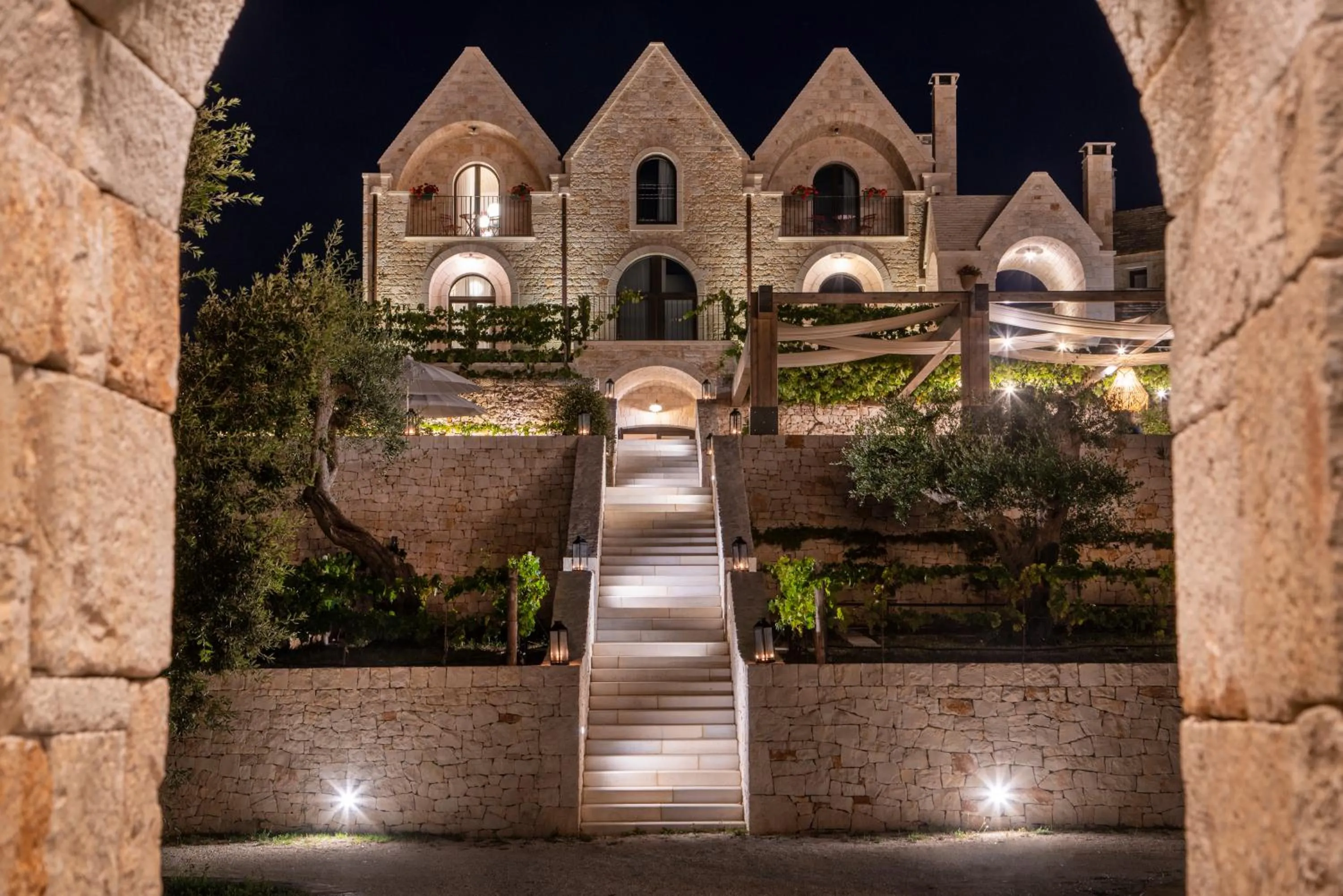 Night in Ottolire Resort